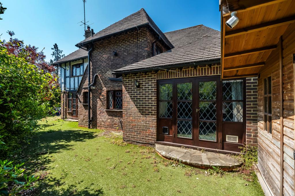 4 bed detached house for sale in Brushwood Chichester Road,  Dorking, RH4  - Property Image 16