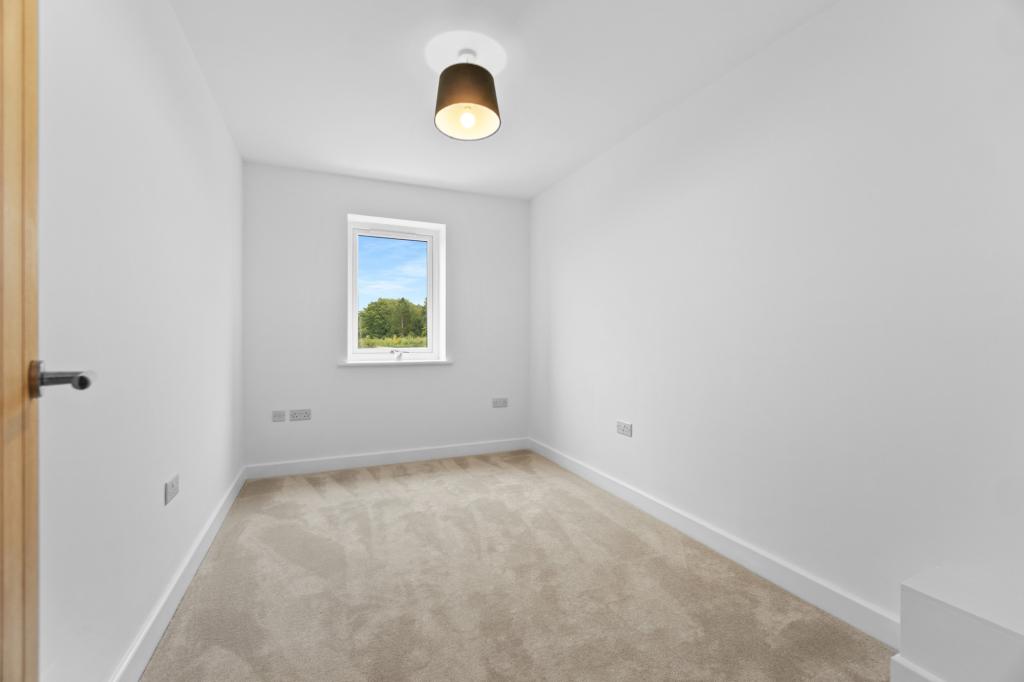 3 bed terraced house for sale in Fox Barn Lower Duxhurst Farm, Reigate Road, Reigate, RH2  - Property Image 6
