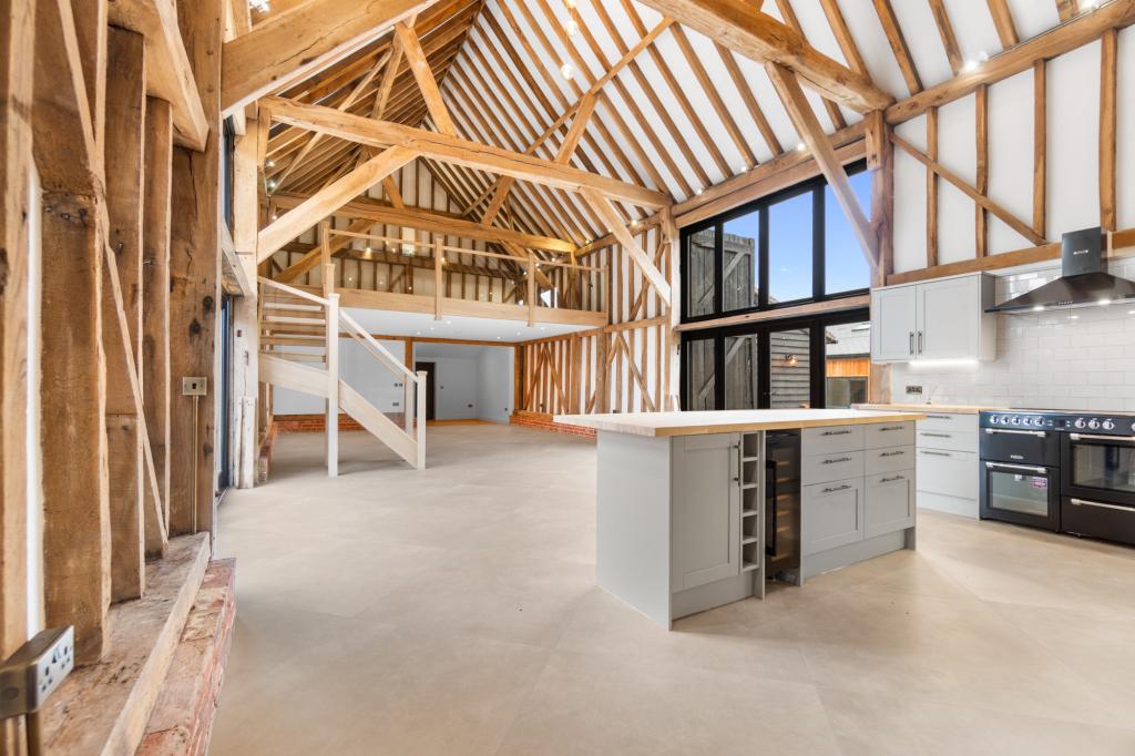 4 bed barn conversion for sale in Williams Barn Lower Duxhurst Farm, Reigate Road, Reigate, RH2  - Property Image 5