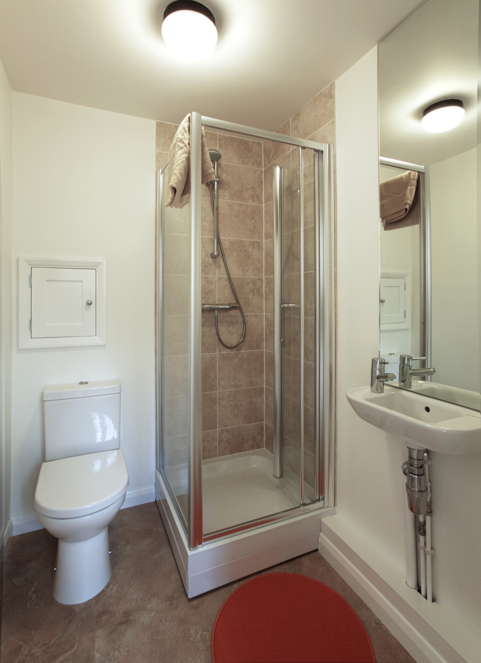 1 bed flat to rent in Lincoln Road,  Dorking, RH4  - Property Image 4