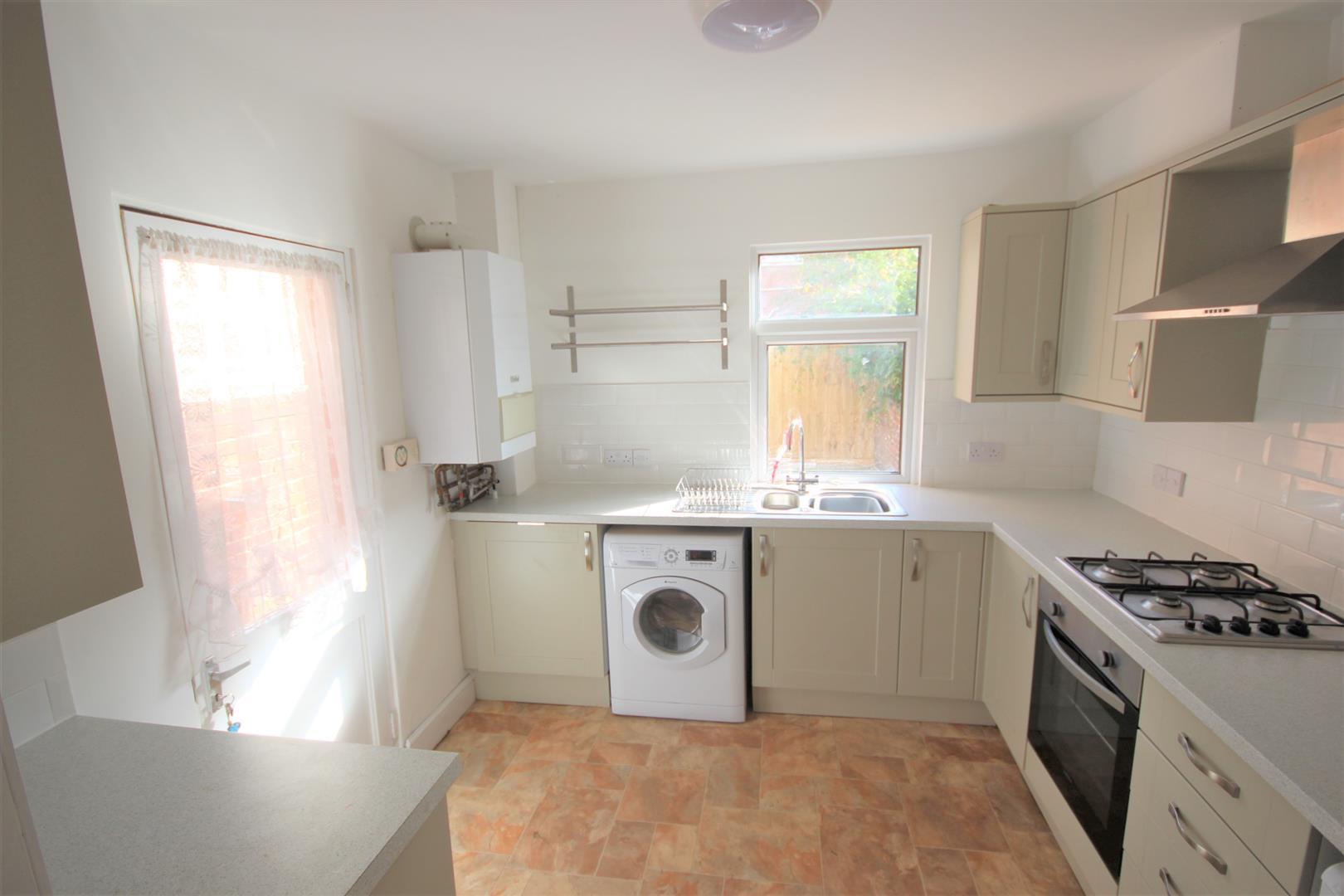 2 bed terraced house to rent in Holland Road, Devon  - Property Image 2