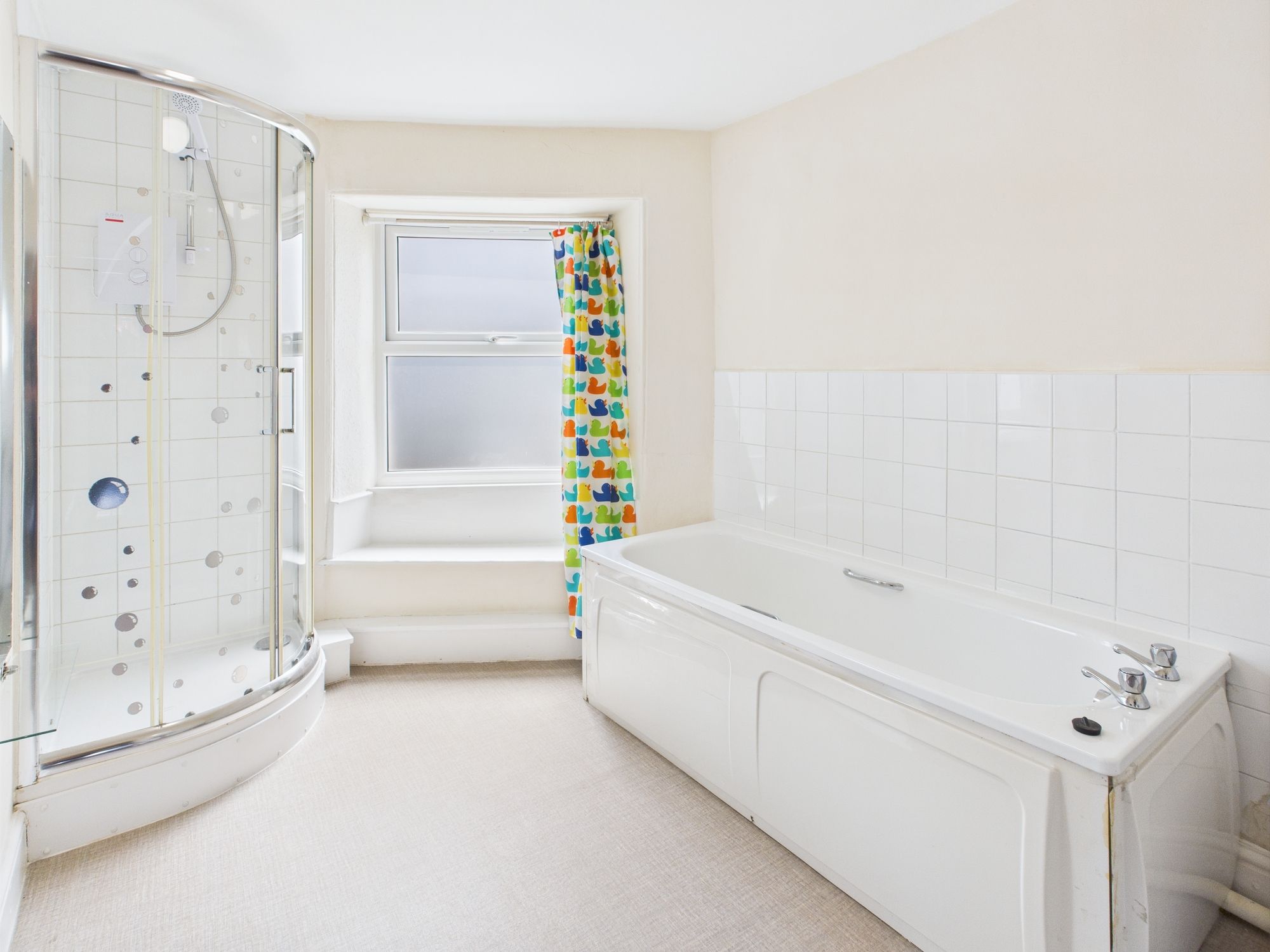 2 bed flat to rent in St. Thomas Road, Launceston  - Property Image 3