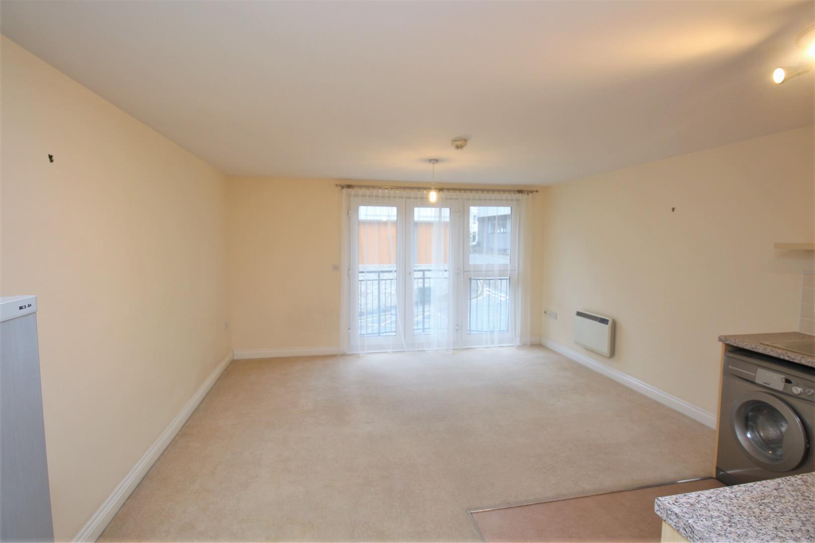 Studio flat to rent in Marcus House, Exeter  - Property Image 2