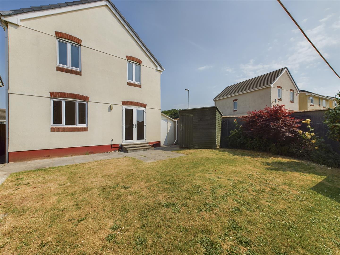 3 bed detached house to rent in Trelinnoe Gardens, Launceston  - Property Image 10