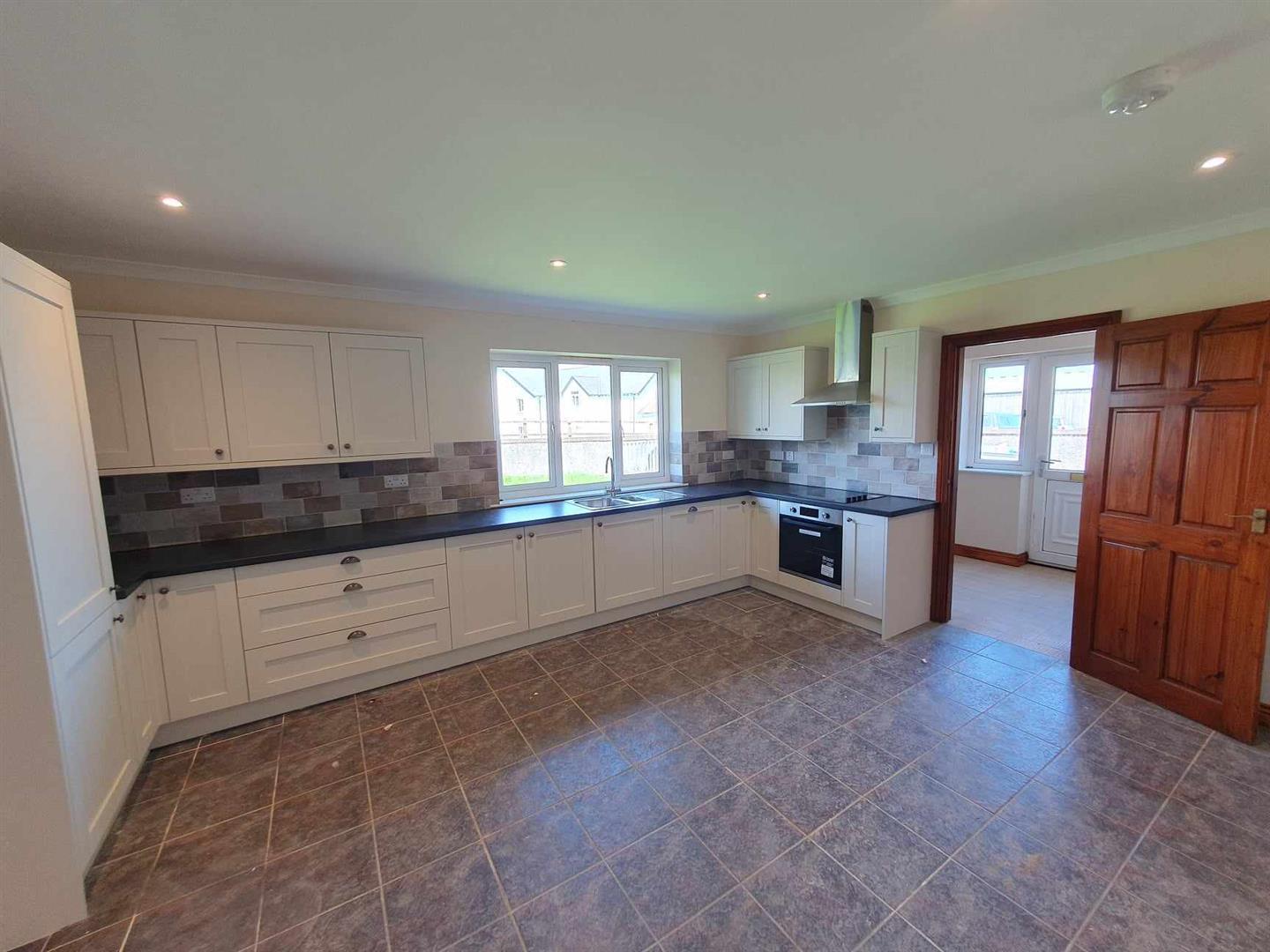 4 bed detached bungalow to rent in Ashwater, Beaworthy  - Property Image 2