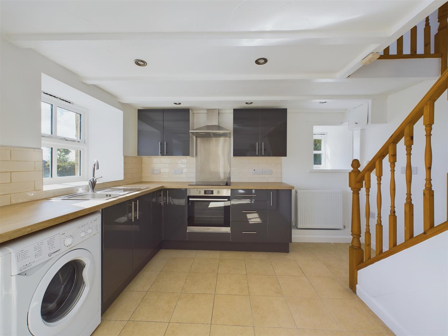 1 bed detached house to rent in Newquay Road, St Columb  - Property Image 3