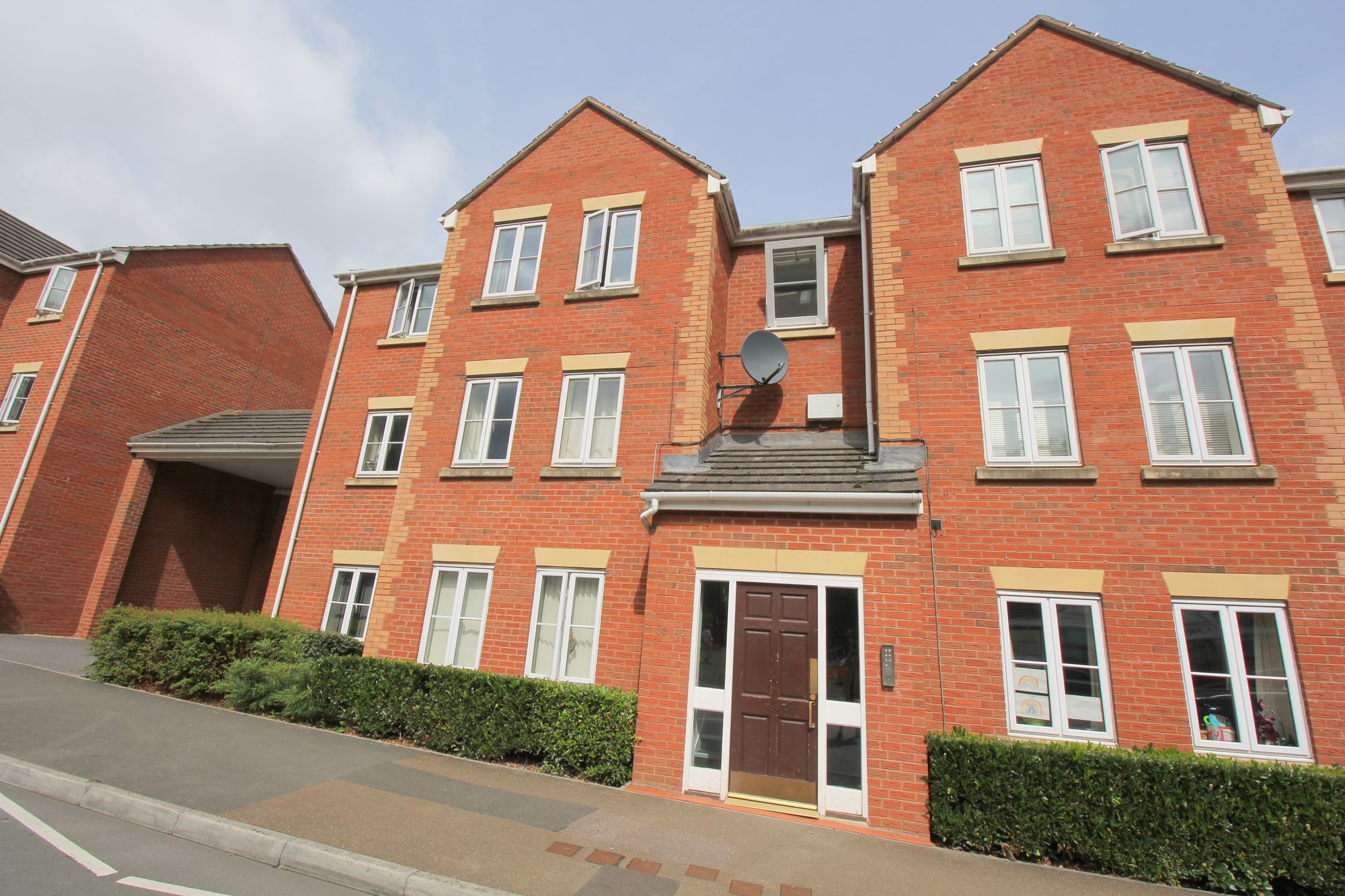 2 bed flat to rent in Kinnerton Way, Exeter, EX4  - Property Image 6