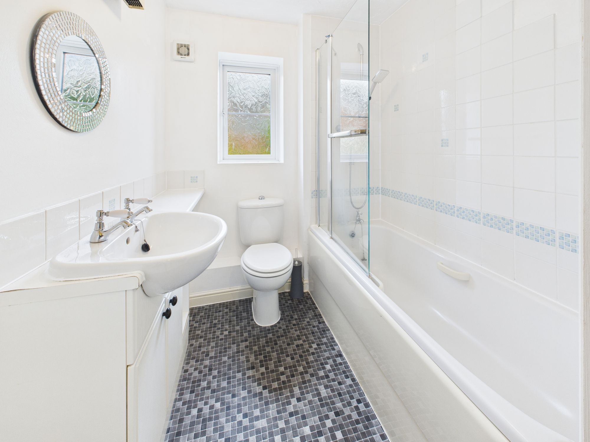 2 bed flat to rent in Kinnerton Way, Exeter, EX4  - Property Image 3