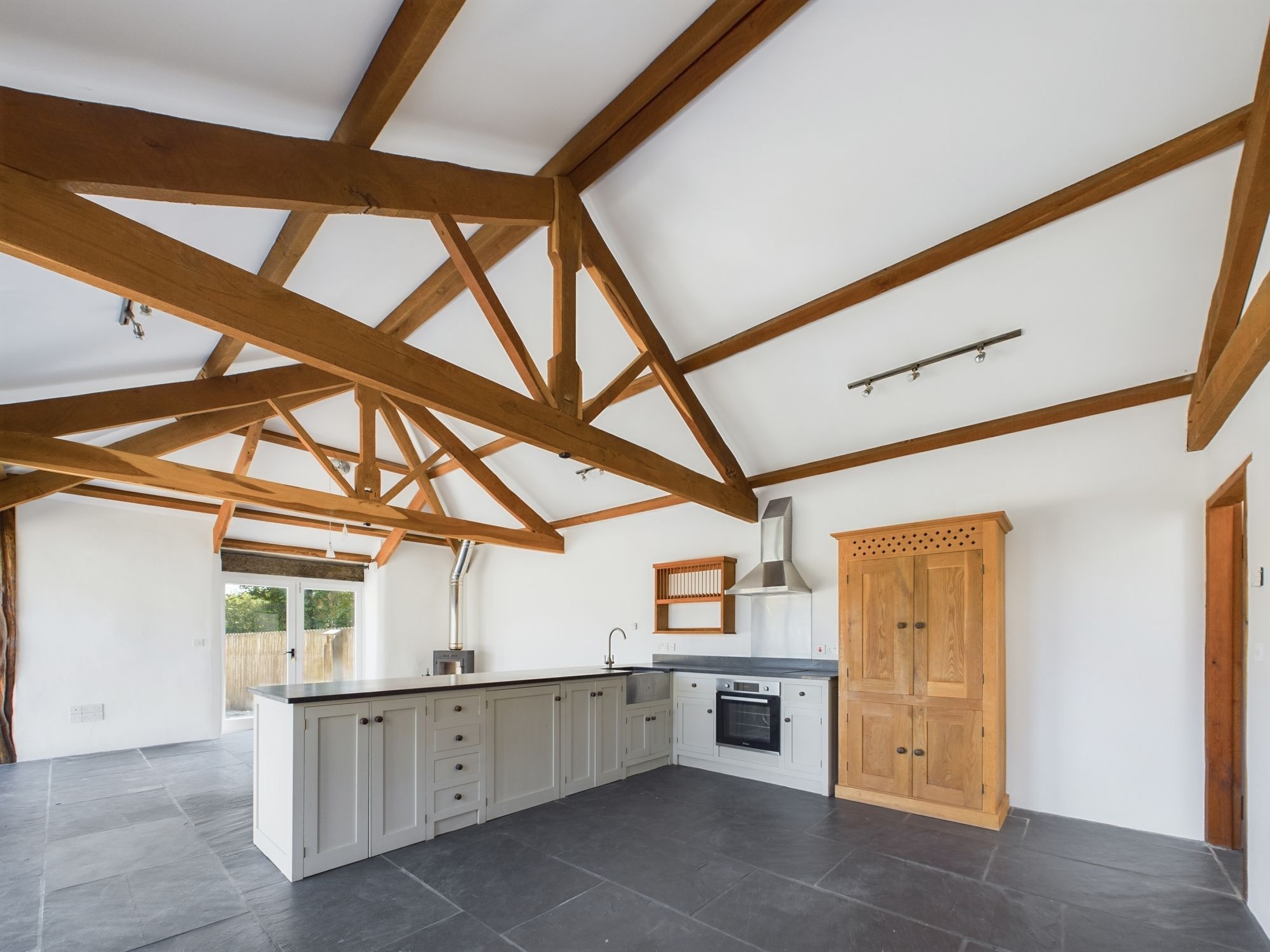2 bed barn conversion to rent in Altarnun, Launceston, PL15 - Property Image 1