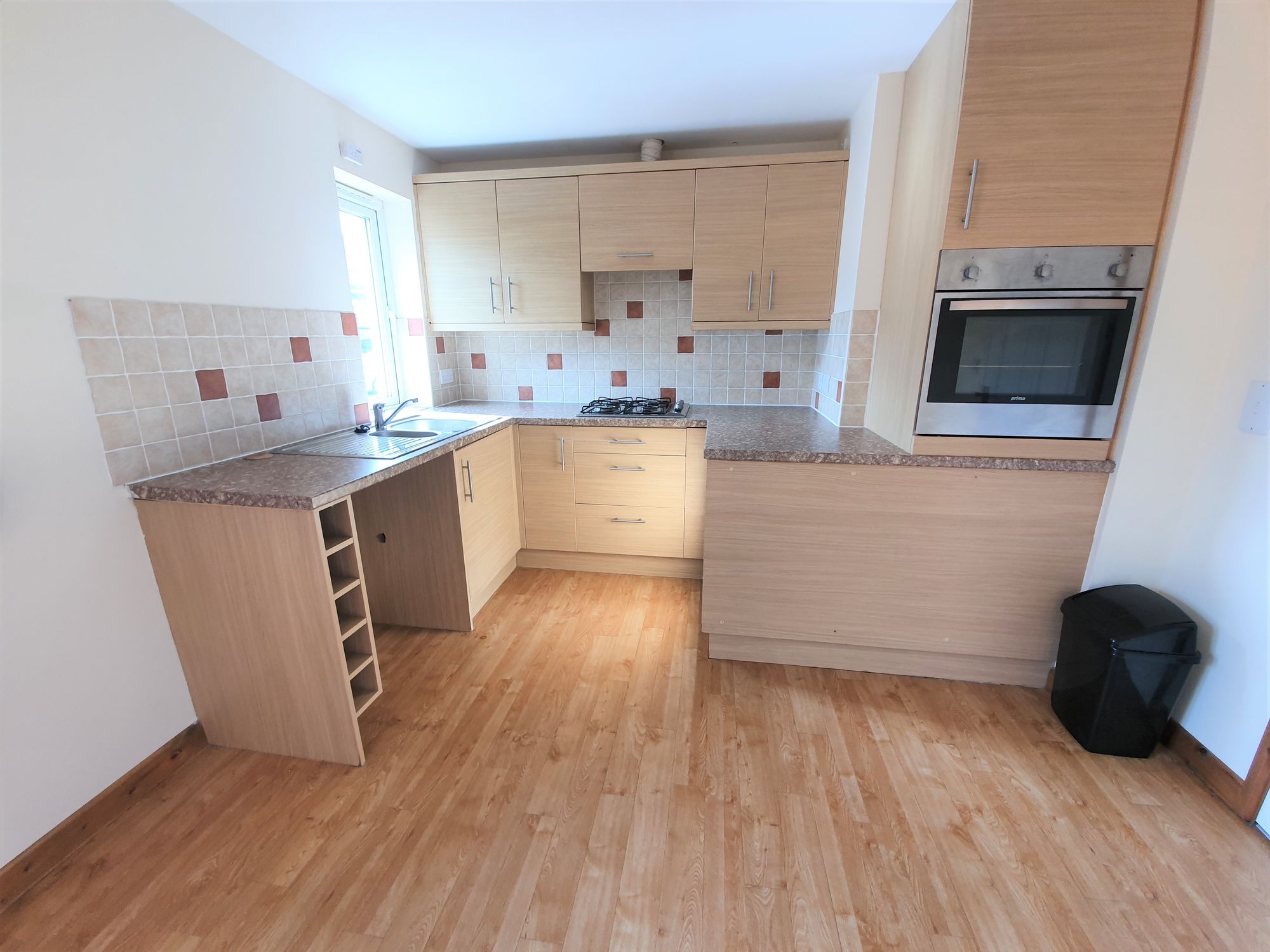 2 bed flat to rent in Chapel Park Gardens, Launceston  - Property Image 2