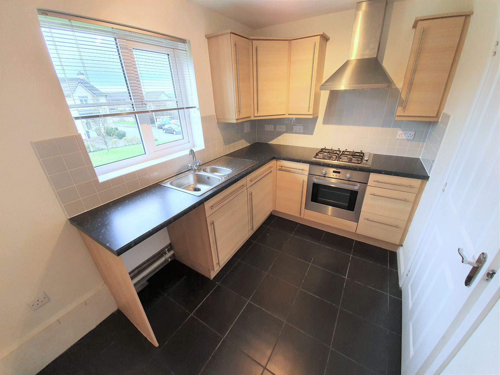 2 bed coach house to rent in Campion Close, Launceston  - Property Image 1