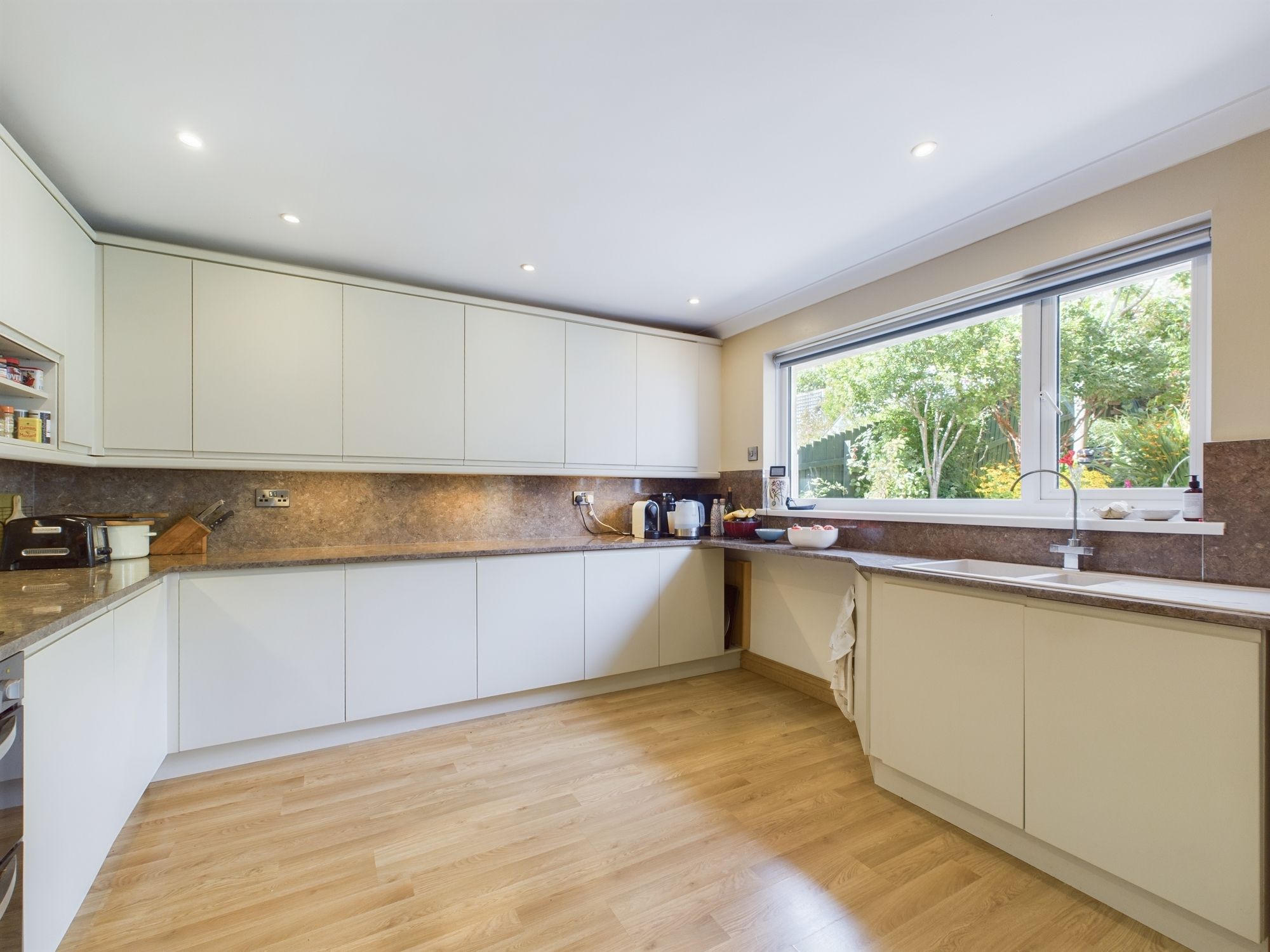 4 bed detached house to rent in Church Lea, Launceston  - Property Image 2