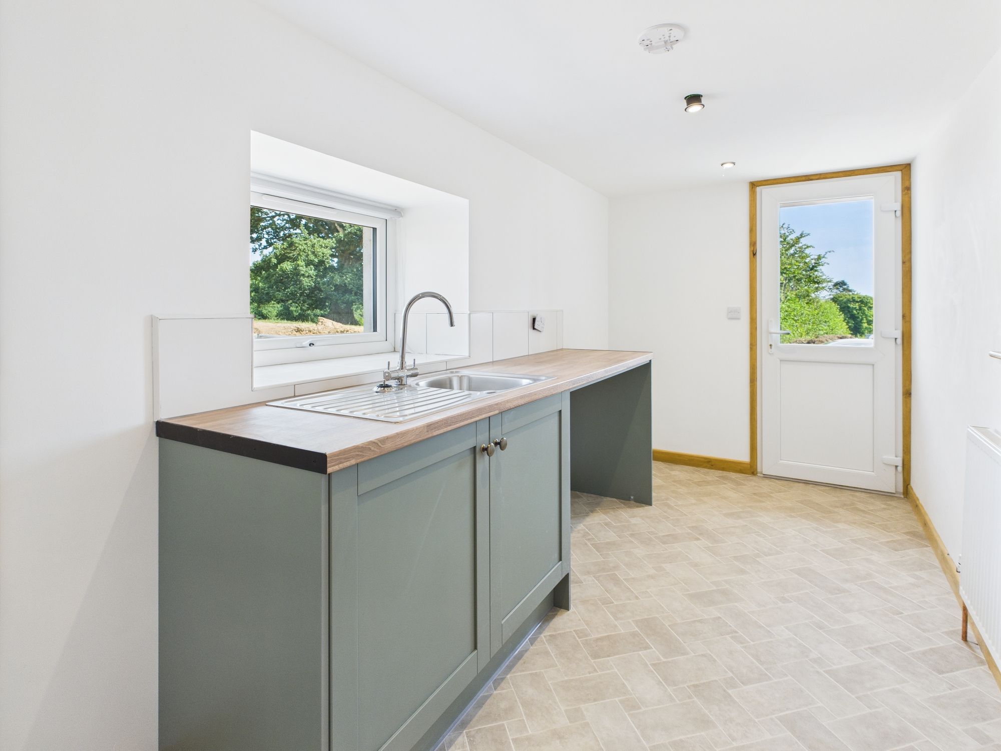 3 bed detached house to rent in Dutson, Launceston  - Property Image 8