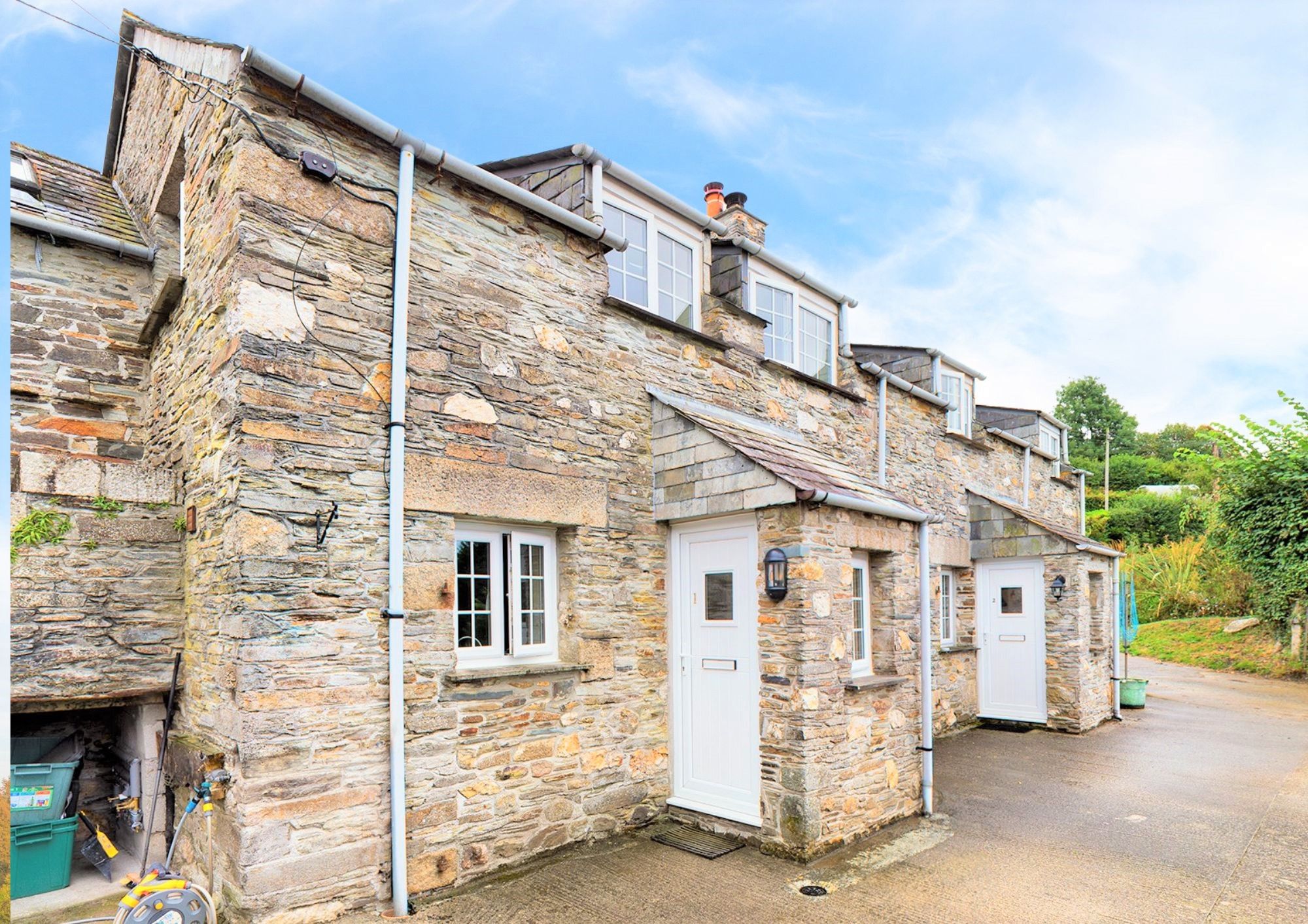 2 bed mid-terraced house to rent in Townlake, Tavistock  - Property Image 2
