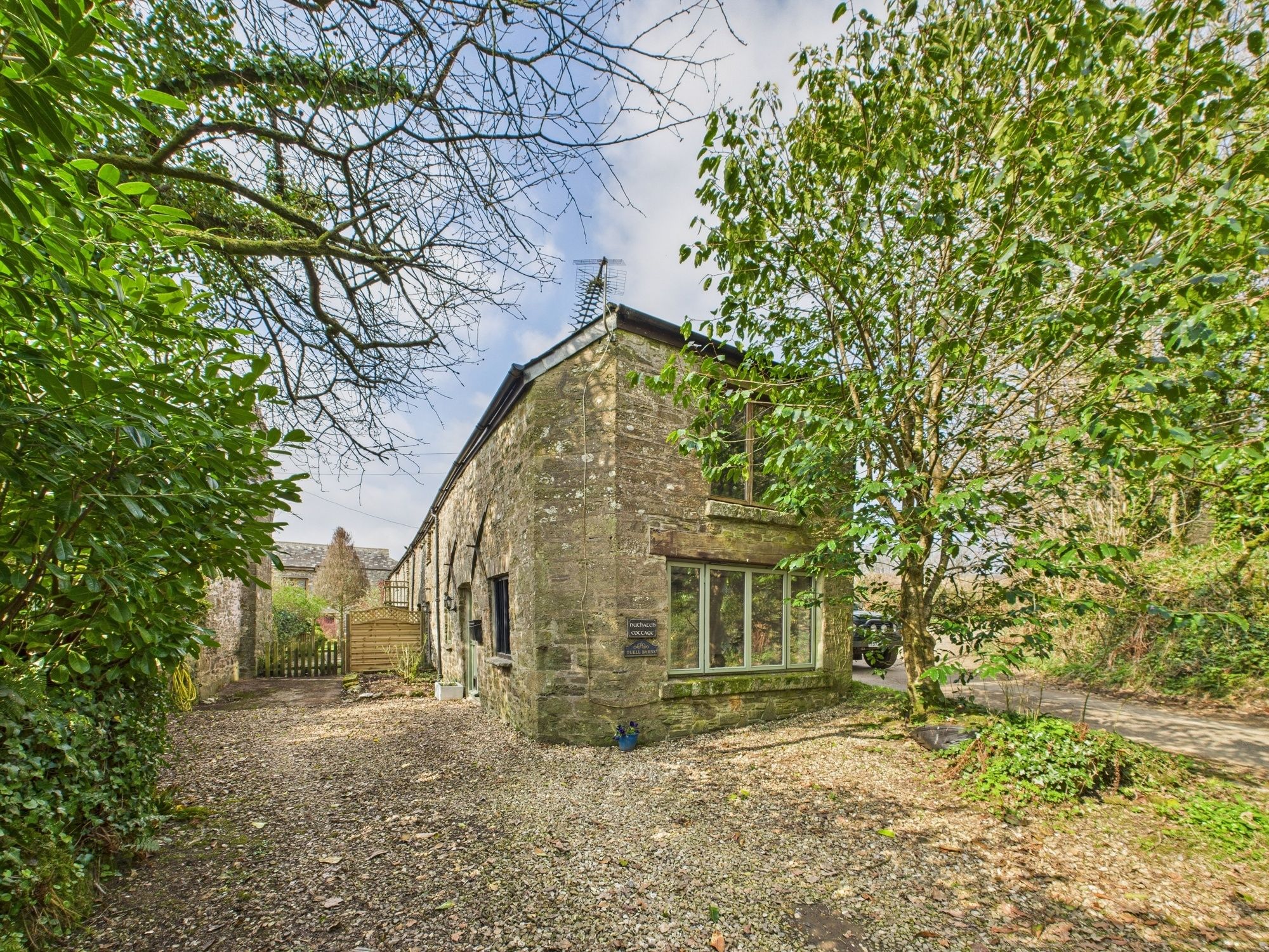 2 bed end of terrace house to rent in Tuell, Tavistock - Property Image 1