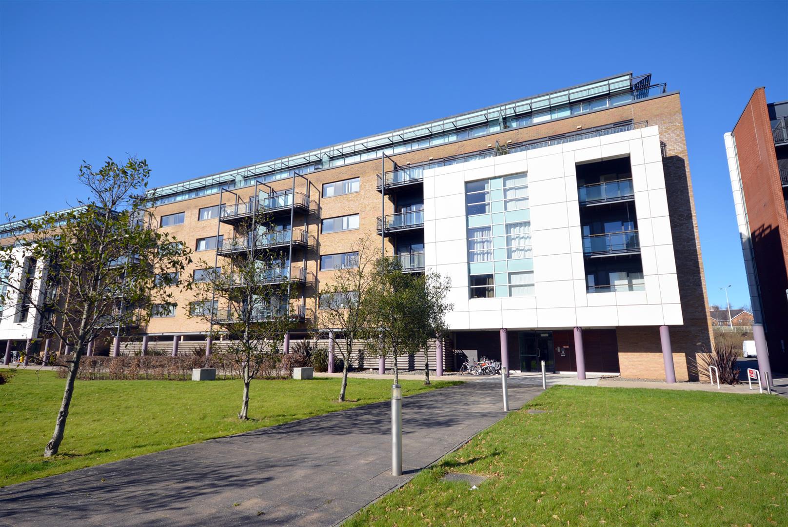 2 bed apartment to rent in Ferry Court, Cardiff  - Property Image 1
