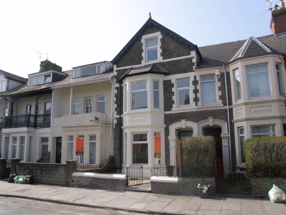 2 bed  to rent in Kingsland Road, Cardiff, CF5 