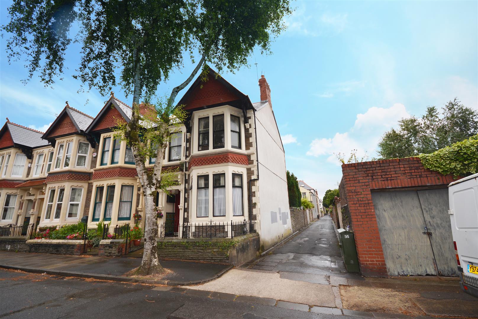 2 bed apartment to rent in Kelvin Road, Cardiff - Property Image 1