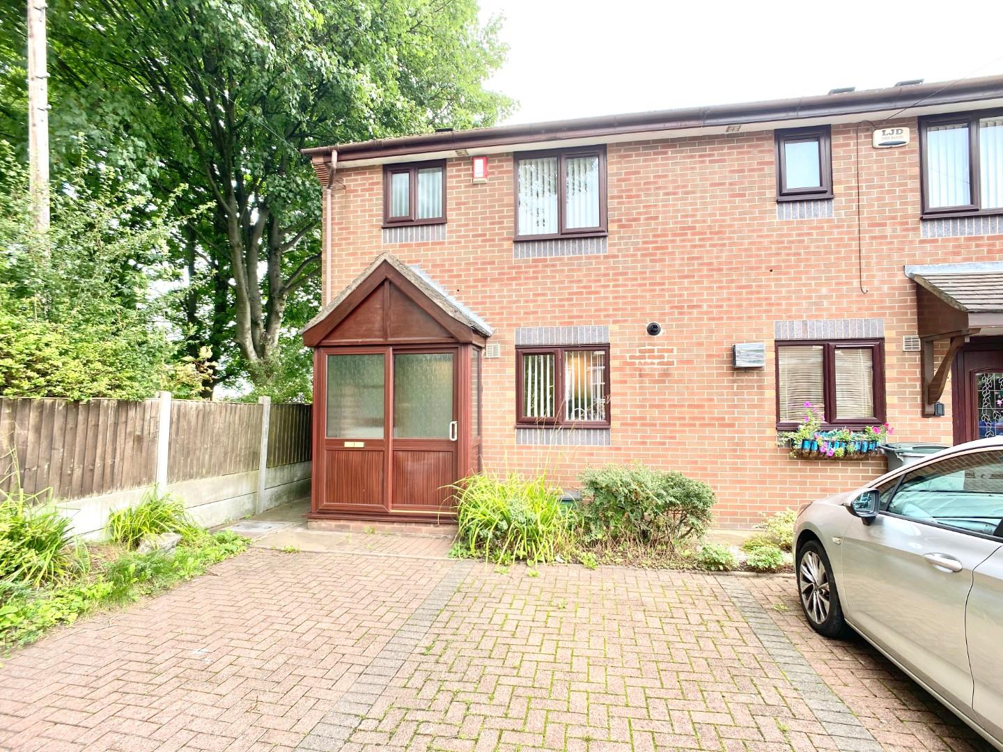 3 bed end of terrace house to rent in Victoria Street, Staffordshire - Property Image 1