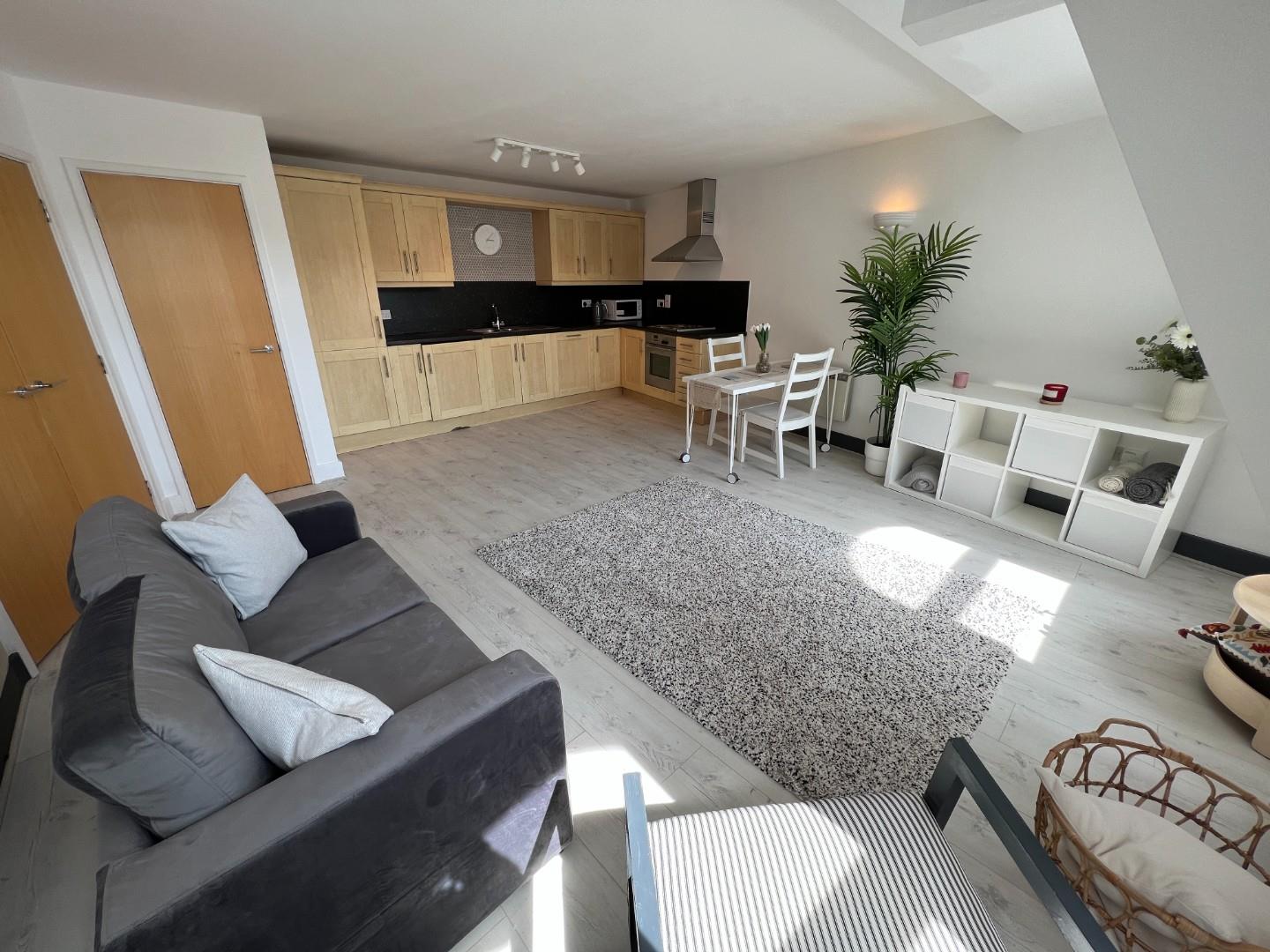1 bed apartment for sale in Westgate Street, Cardiff - Property Image 1