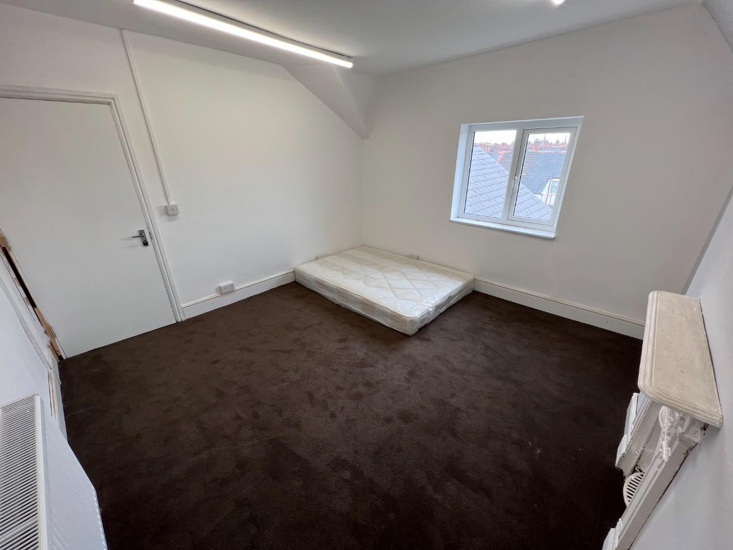 4 bed flat to rent in Albany Road, Cardiff  - Property Image 10