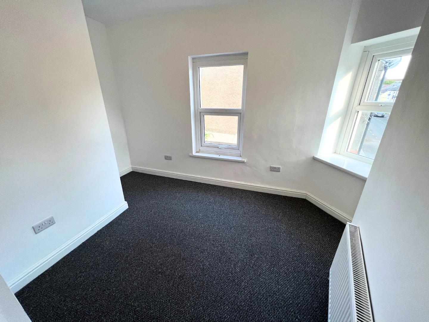 2 bed end of terrace house for sale in Cumnock Place, Cardiff  - Property Image 8