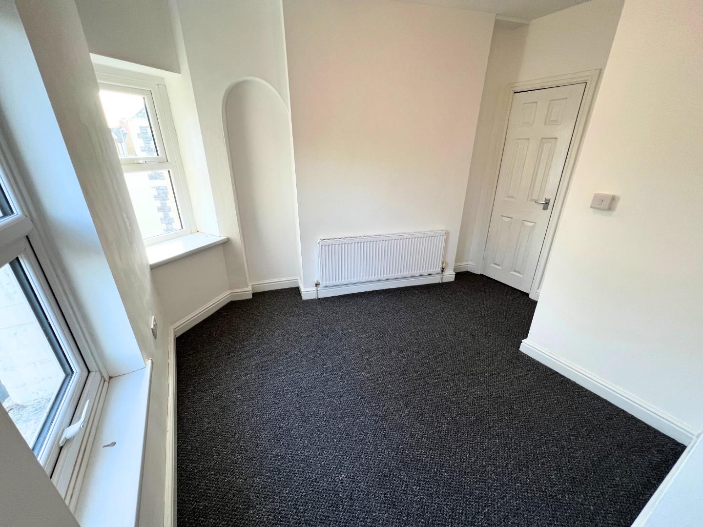 2 bed end of terrace house for sale in Cumnock Place, Cardiff  - Property Image 9