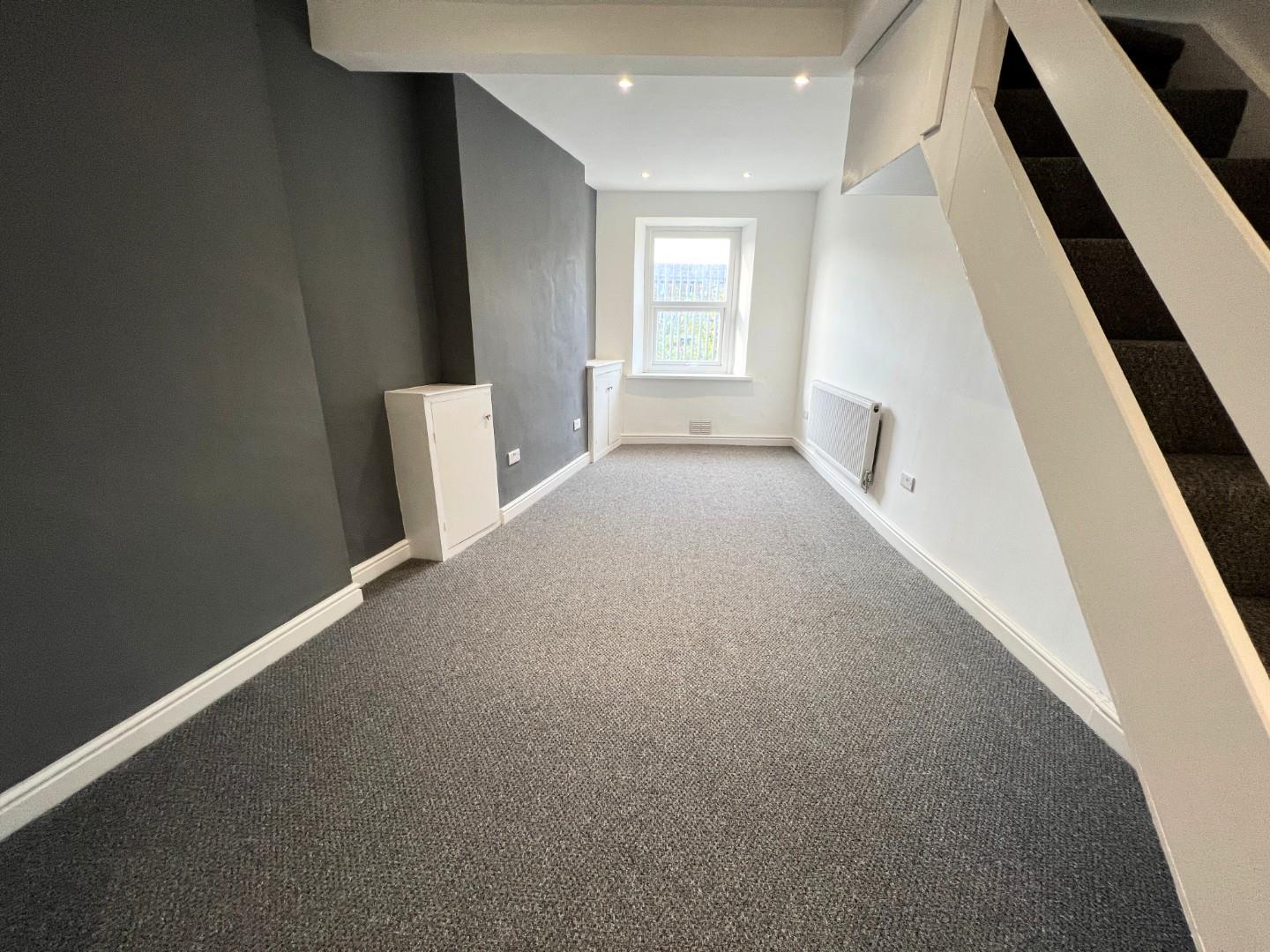 2 bed end of terrace house for sale in Cumnock Place, Cardiff  - Property Image 5