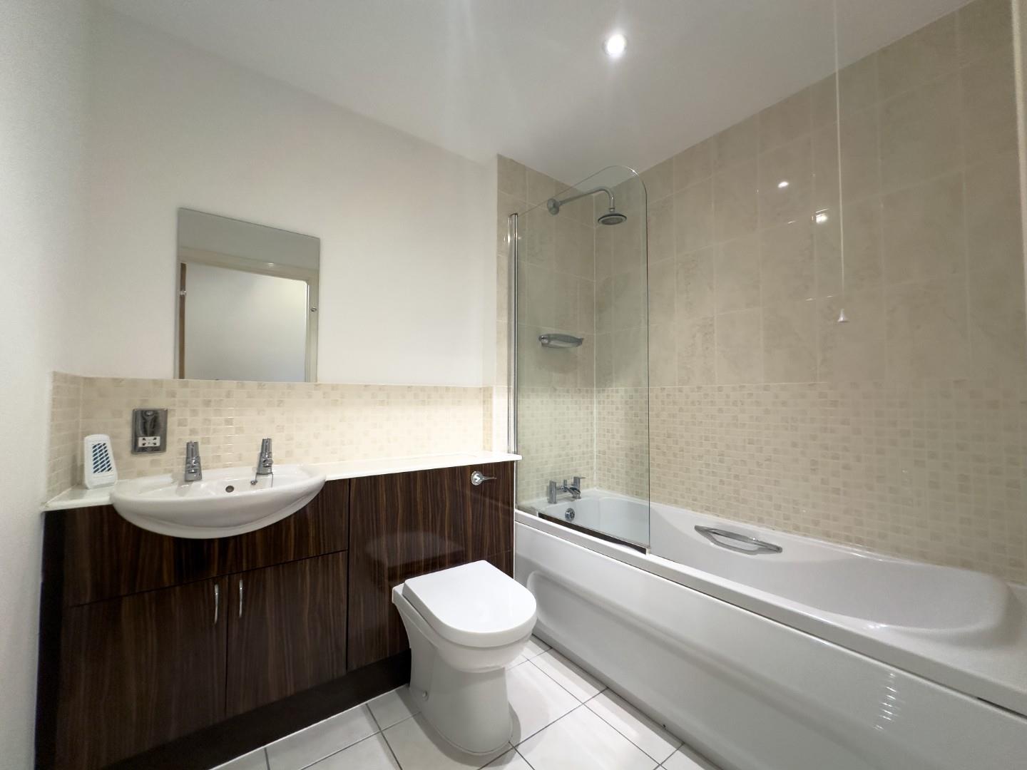 1 bed apartment for sale in Watkiss Way, Cardiff  - Property Image 7