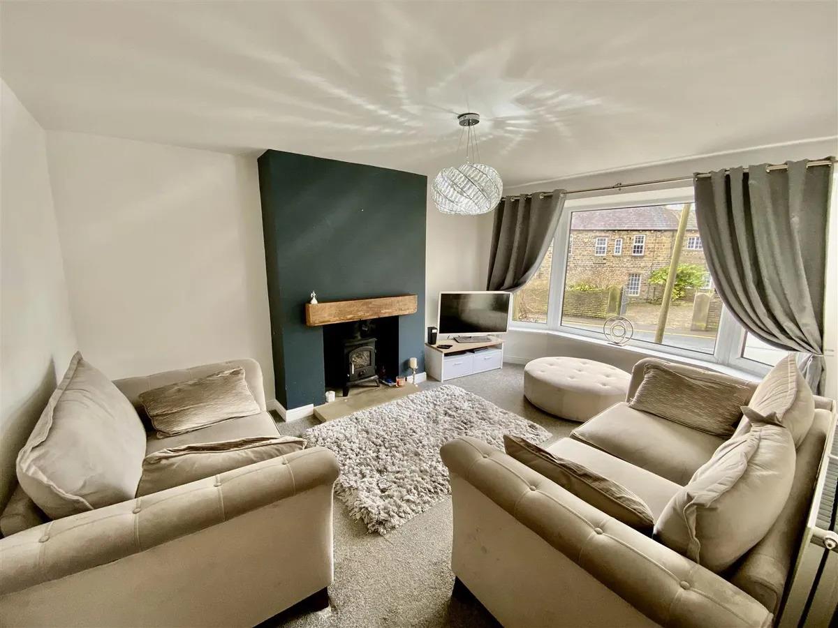 3 bed semi-detached house for sale in Colne Road, Keighley  - Property Image 5