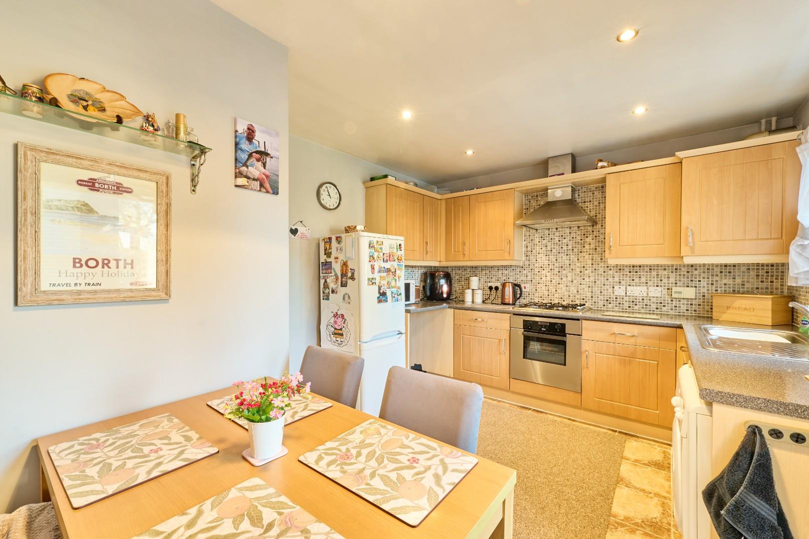 3 bed semi-detached house for sale in Raleigh Close, Stoke-On-Trent  - Property Image 4