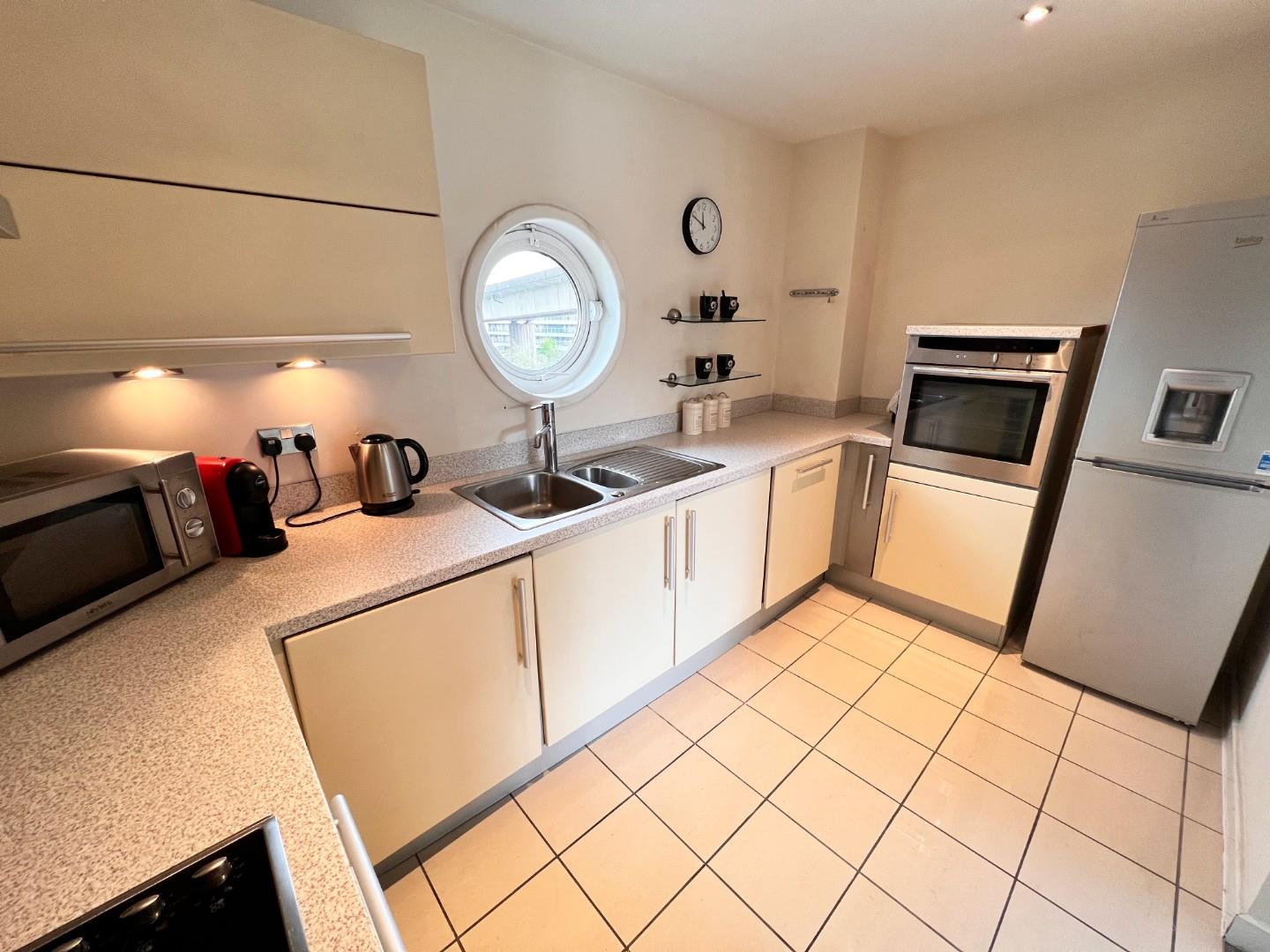 2 bed apartment for sale in Watkiss Way, Cardiff  - Property Image 13