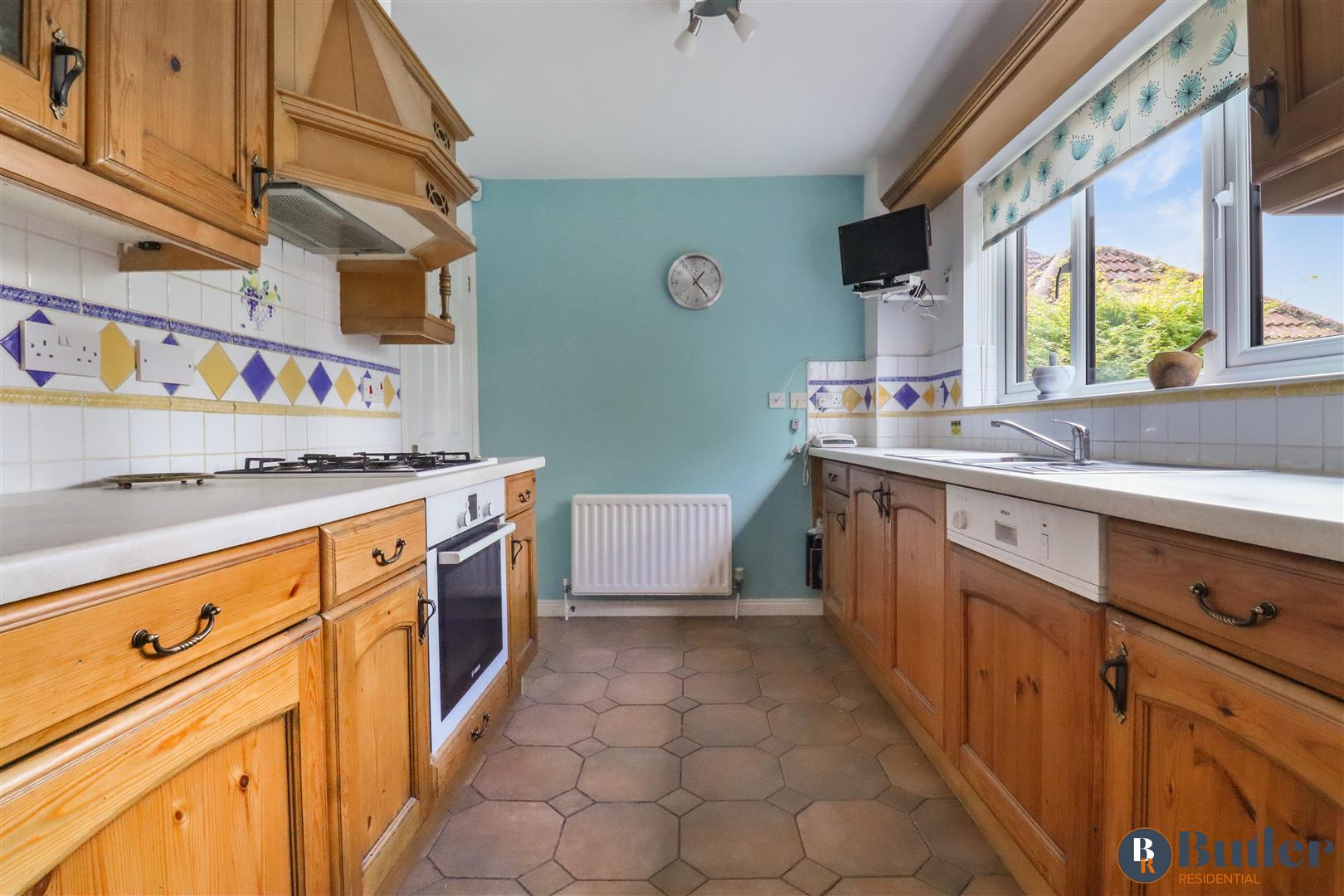 4 bed detached house for sale in Green Meadow, Potters Bar 9