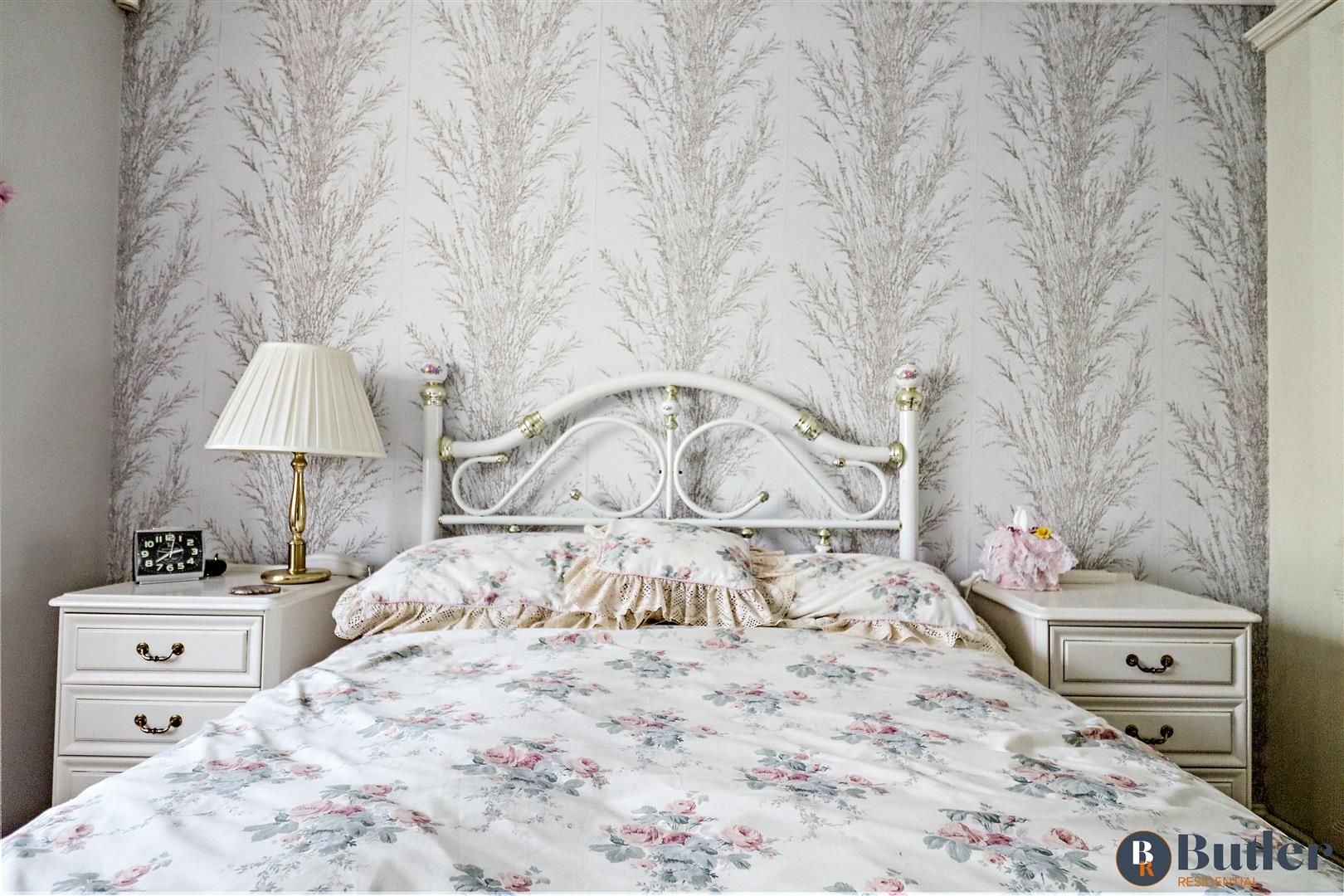 4 bed detached house for sale in Green Meadow, Potters Bar 13