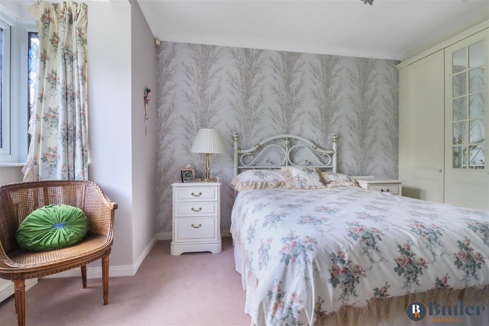 4 bed detached house for sale in Green Meadow, Potters Bar 12