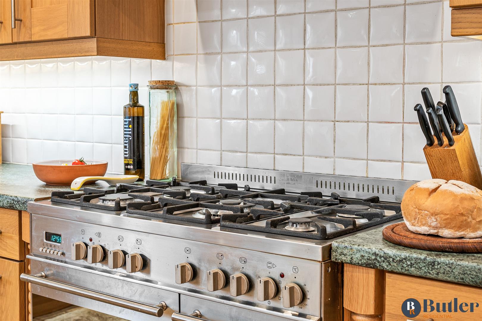 4 bed barn conversion for sale in High Street, Walkern 4