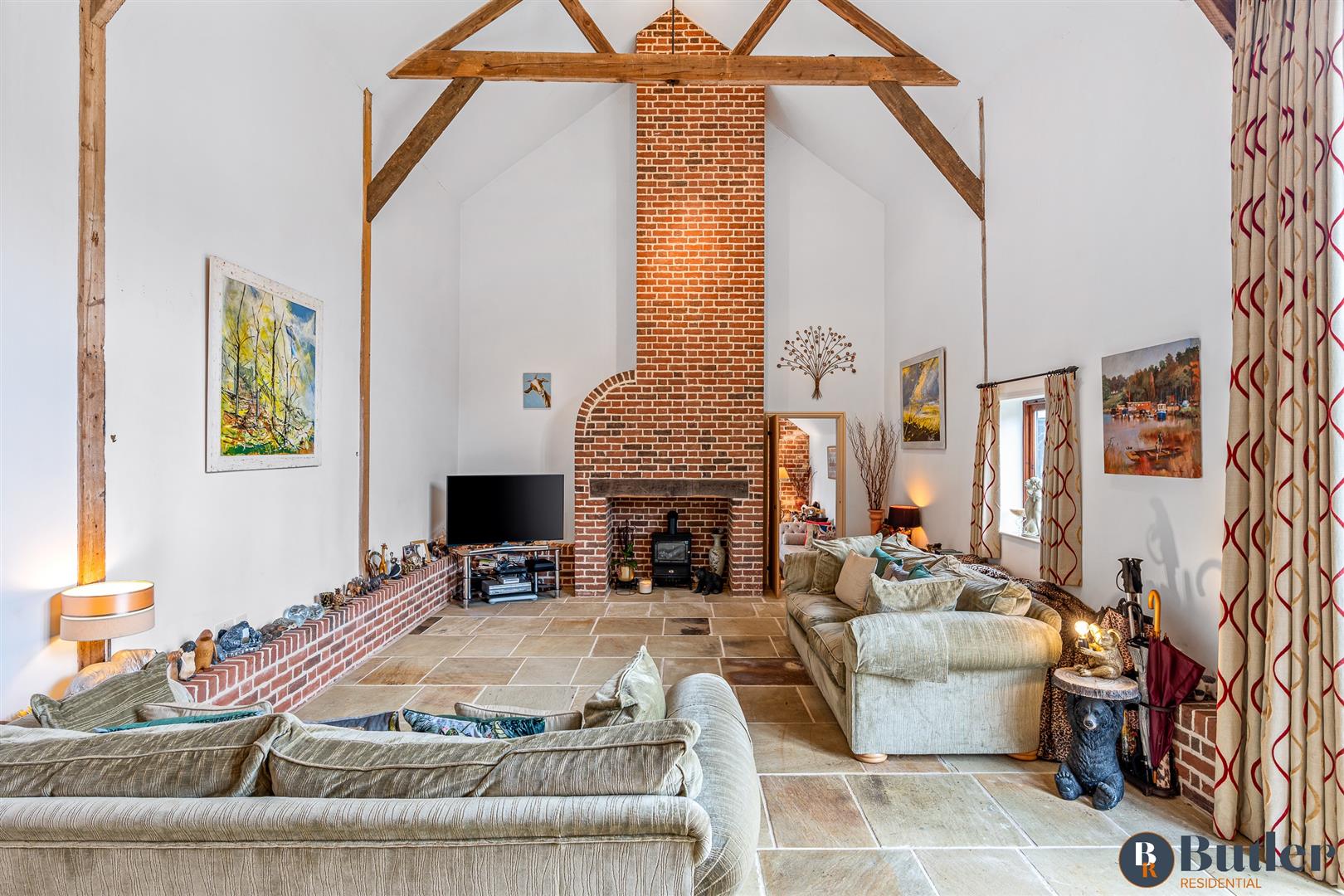 4 bed barn conversion for sale in High Street, Walkern 10