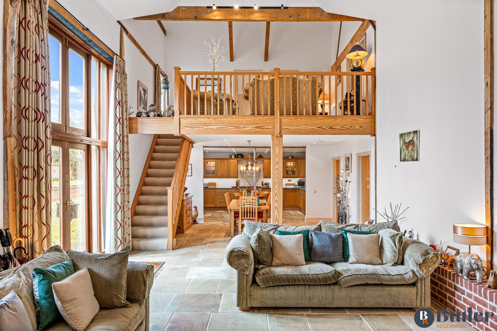 4 bed barn conversion for sale in High Street, Walkern 6