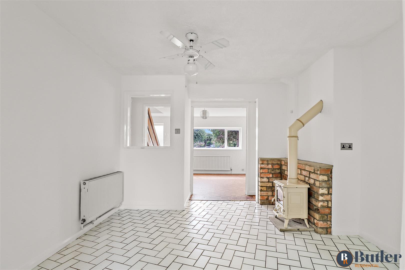 4 bed detached house for sale in Bishops Way, St. Neots 4