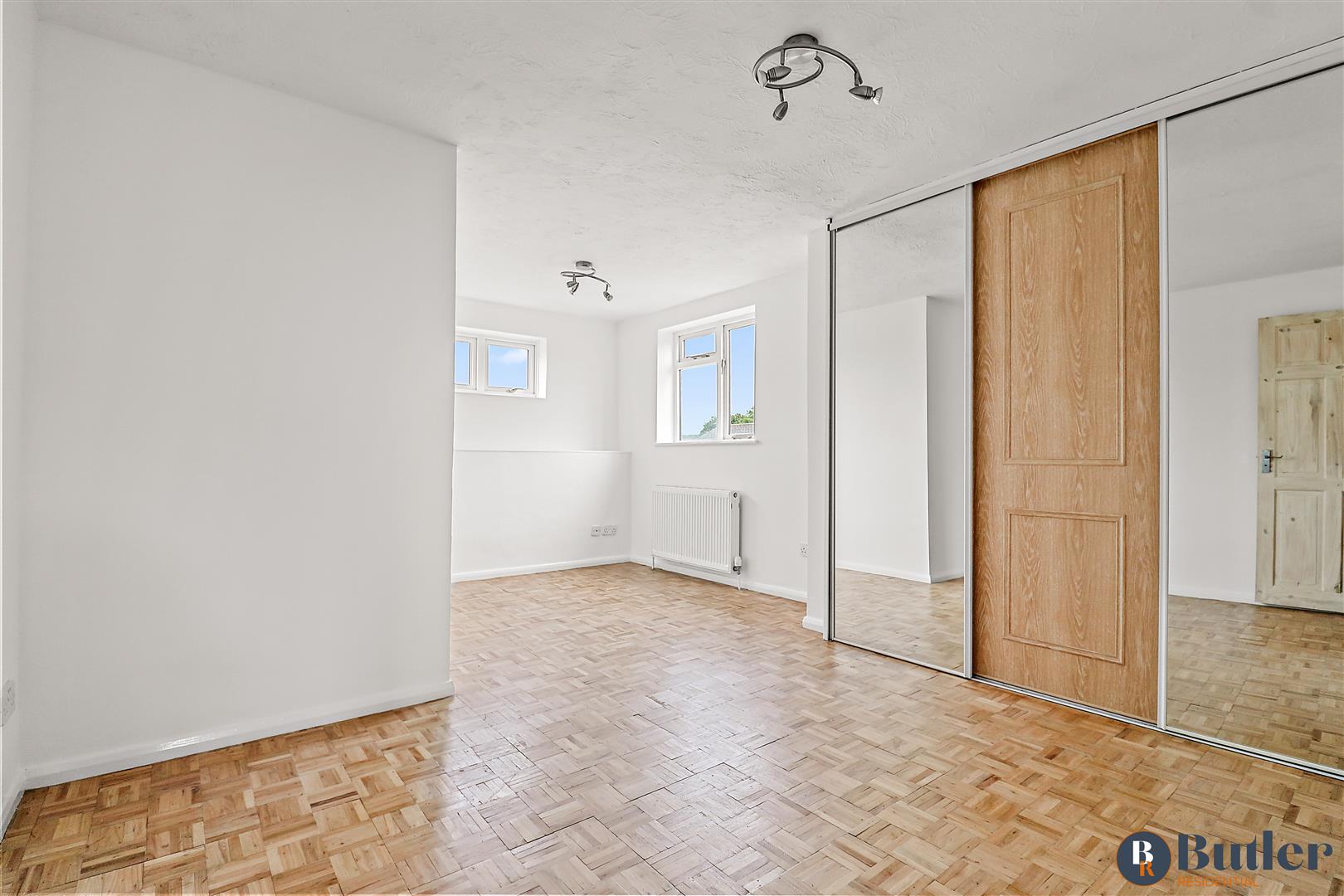 4 bed detached house for sale in Bishops Way, St. Neots 9