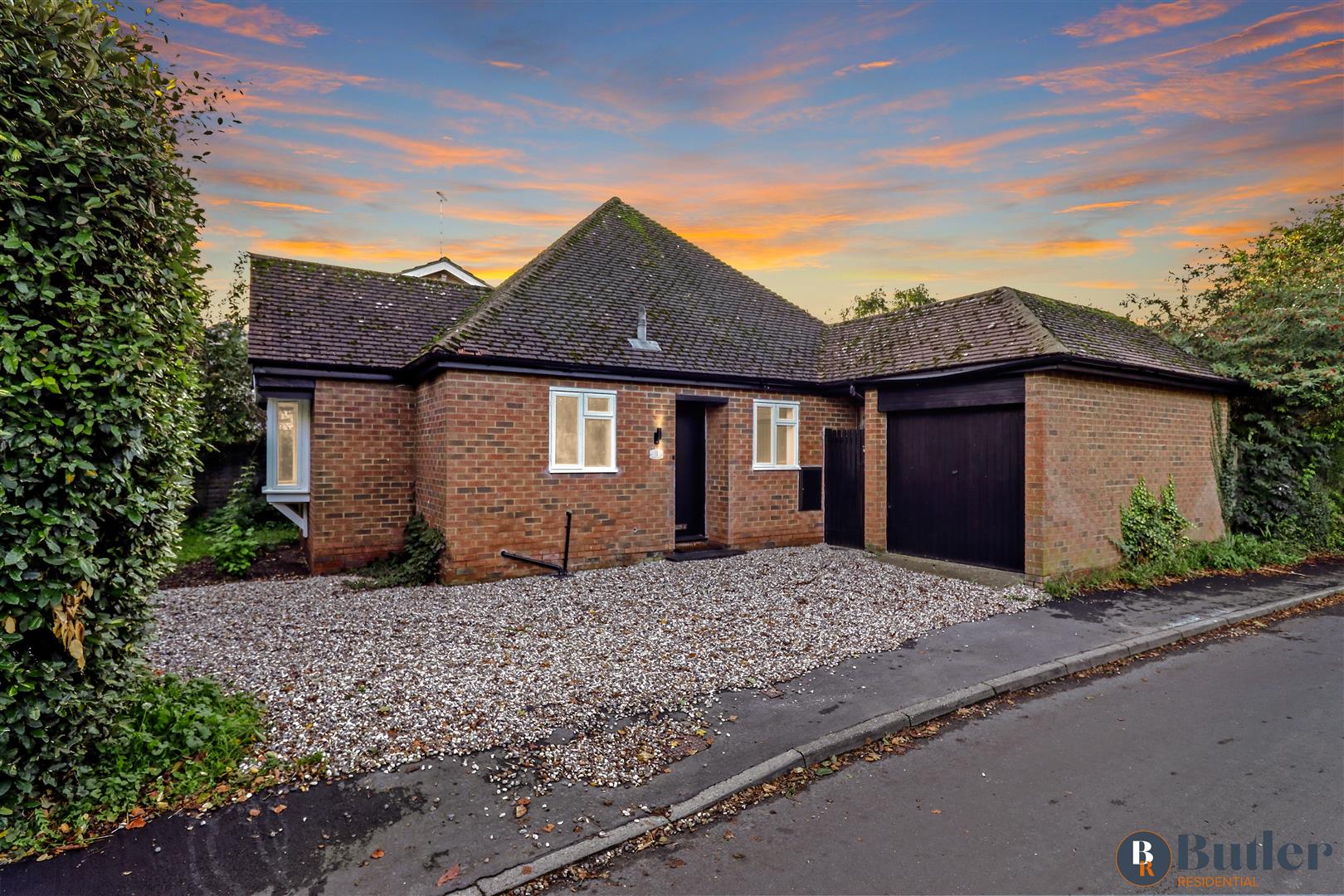 3 bed detached bungalow for sale in Kingfisher Close, Cambridge  - Property Image 29