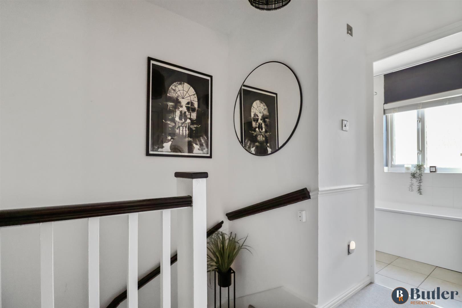 3 bed end of terrace house for sale in Berkeley Close, Biggleswade 17