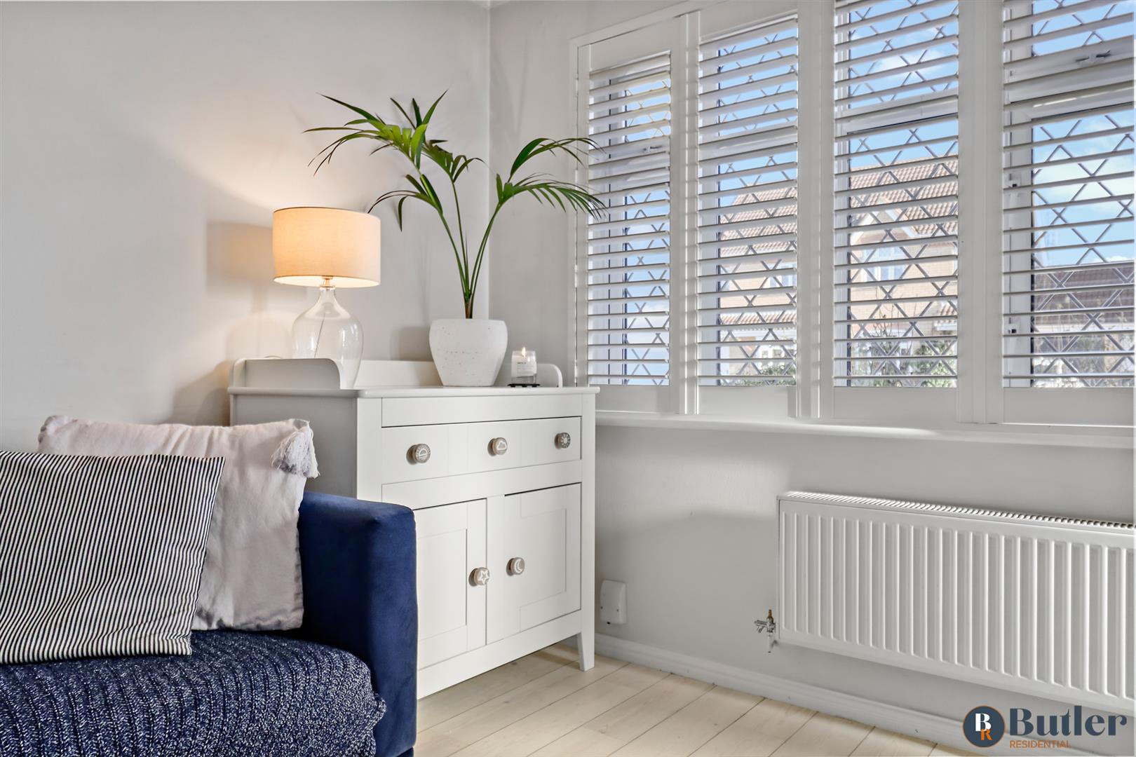 3 bed end of terrace house for sale in Berkeley Close, Biggleswade 5