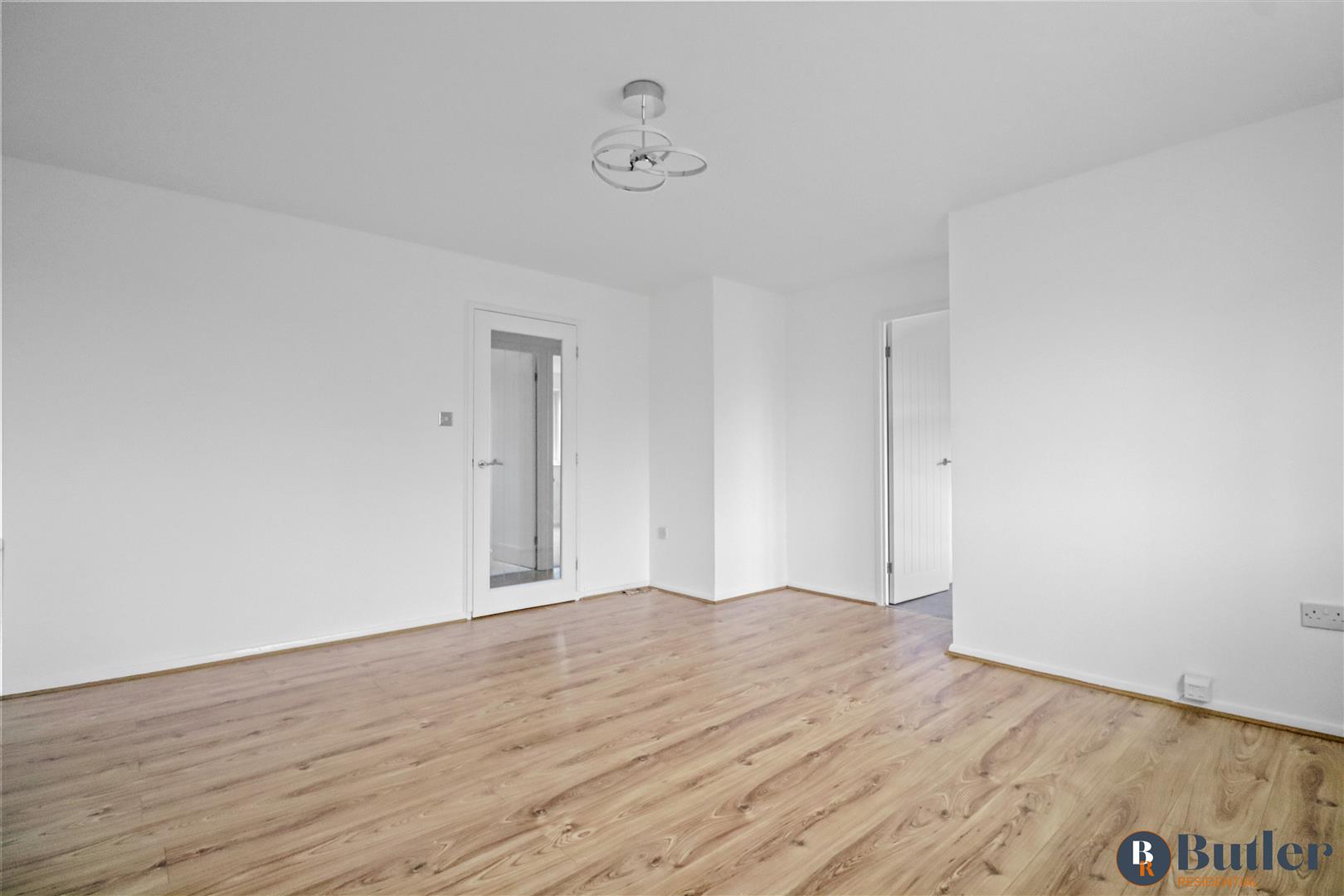 2 bed flat for sale in Prestatyn Close, Stevenage  - Property Image 8