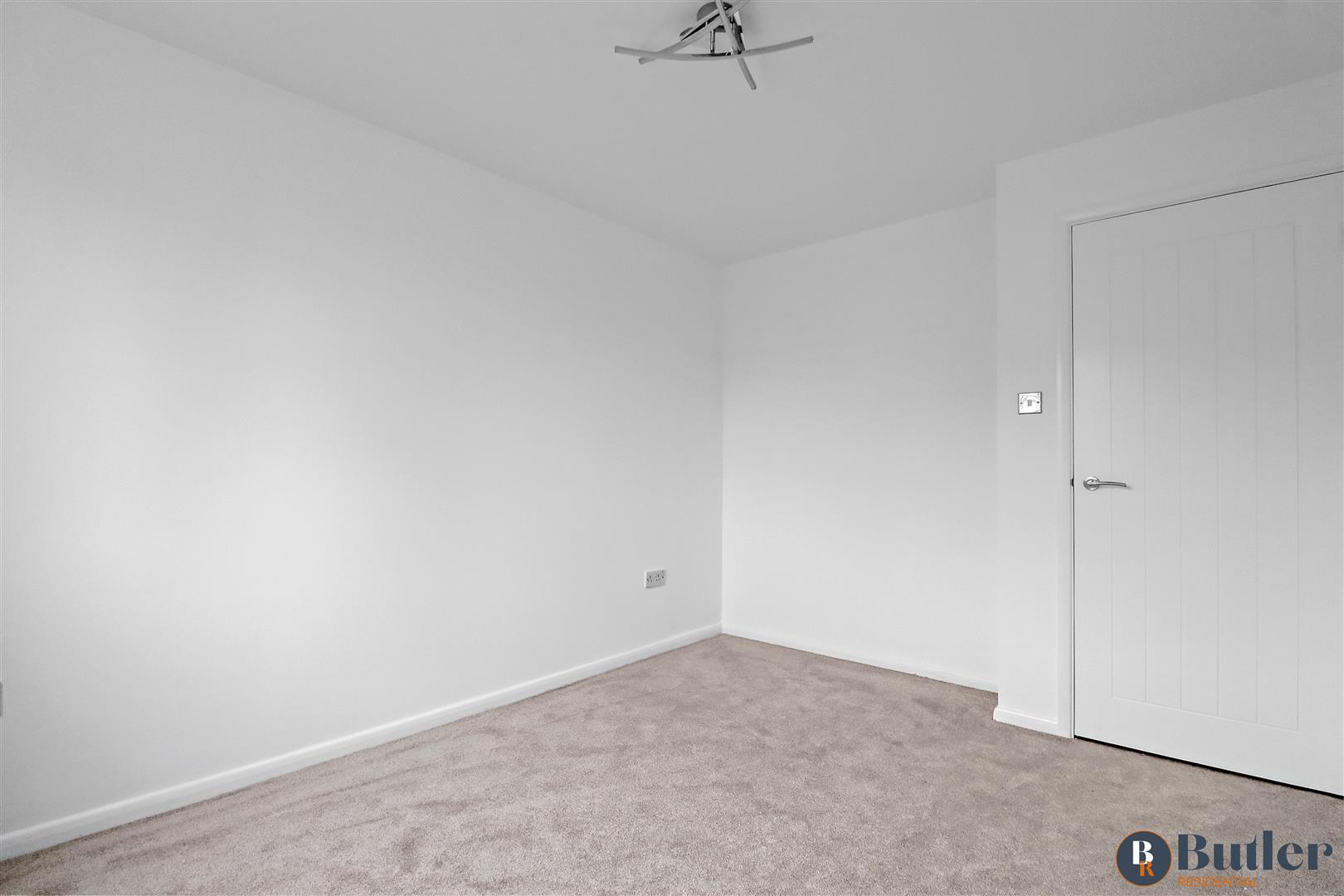 2 bed flat for sale in Prestatyn Close, Stevenage  - Property Image 10