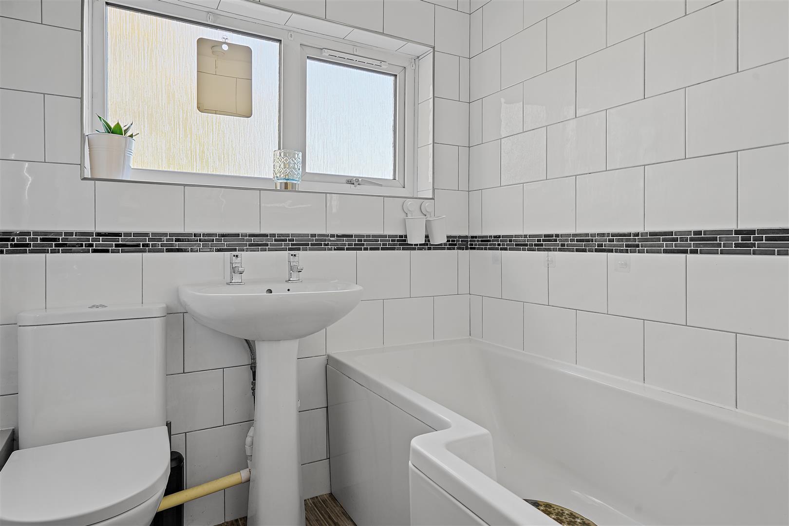 2 bed terraced house for sale in Bronte Paths, Stevenage 14