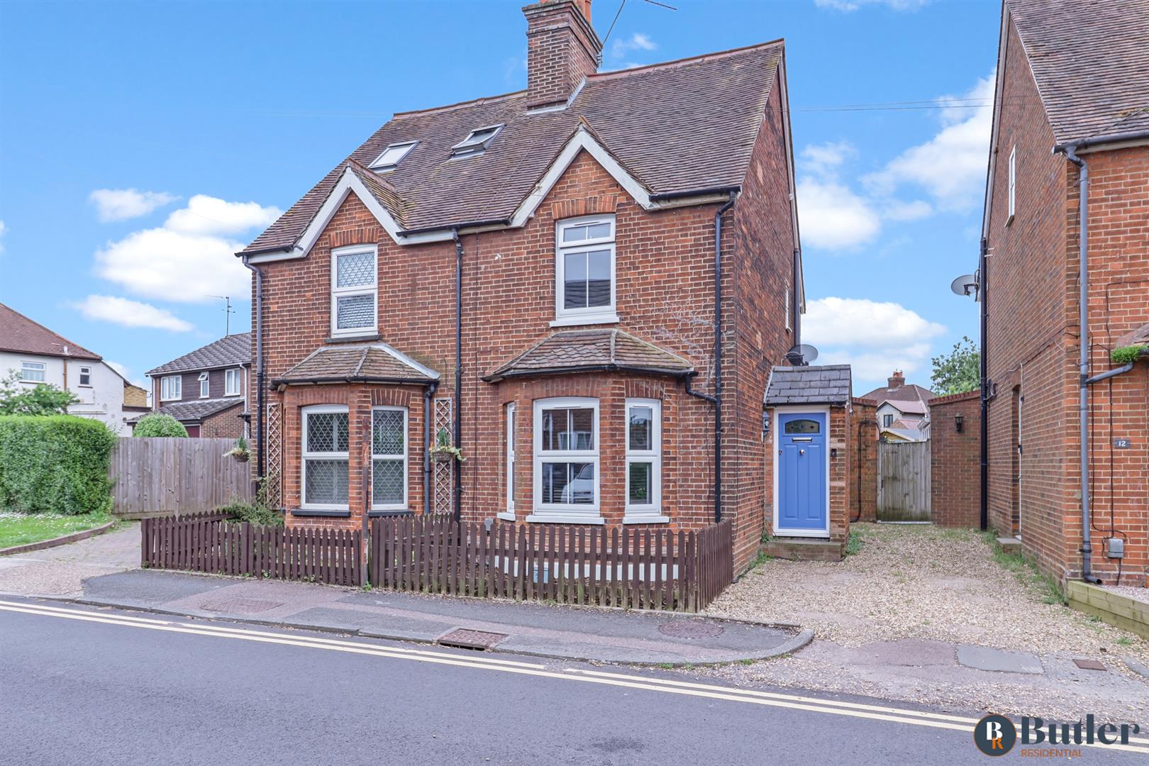 3 bed semi-detached house for sale in Letchmore Road, Stevenage  - Property Image 1