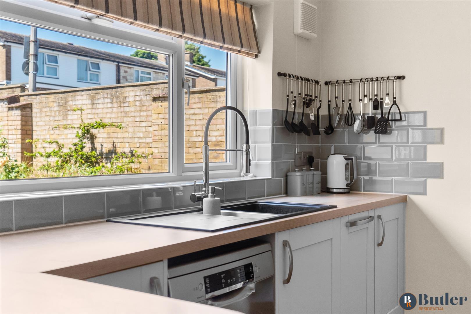 3 bed semi-detached house for sale in Burns Close, Stevenage 15