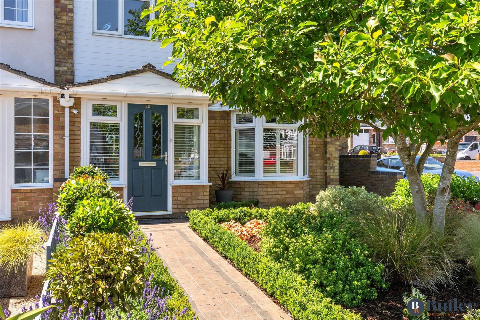 3 bed semi-detached house for sale in Burns Close, Stevenage 2