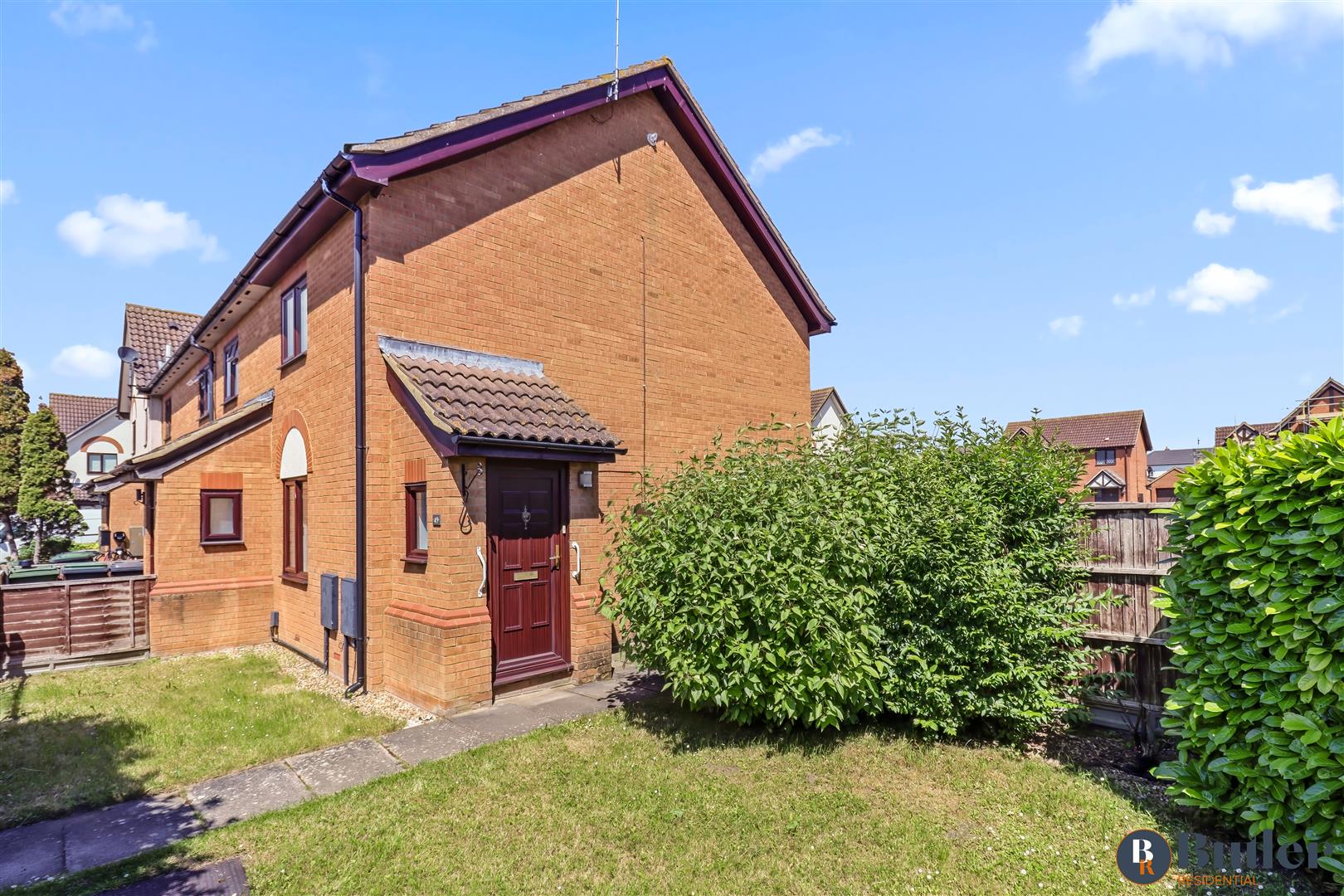 2 bed end of terrace house for sale in Ramerick Gardens, Arlesey  - Property Image 1